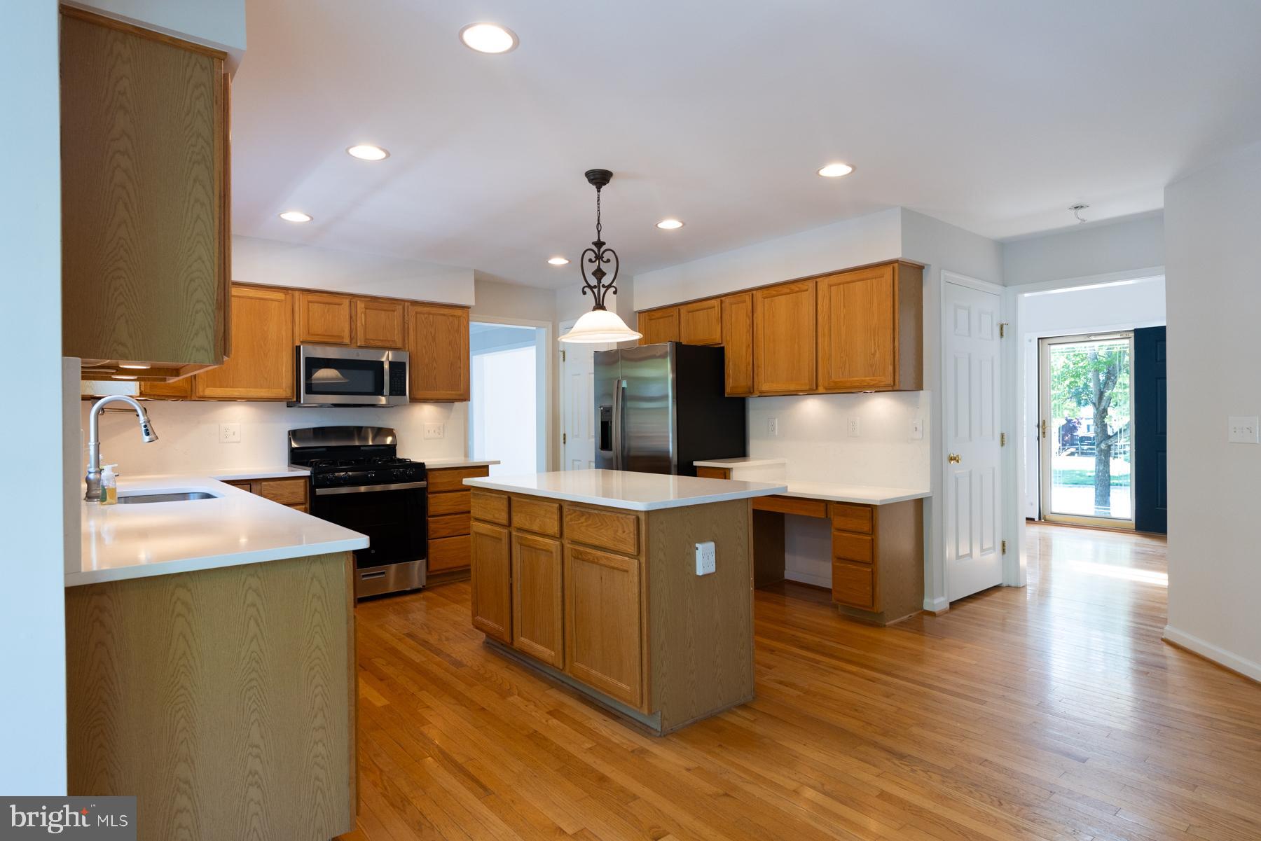 POTOMAC STATION - Residential