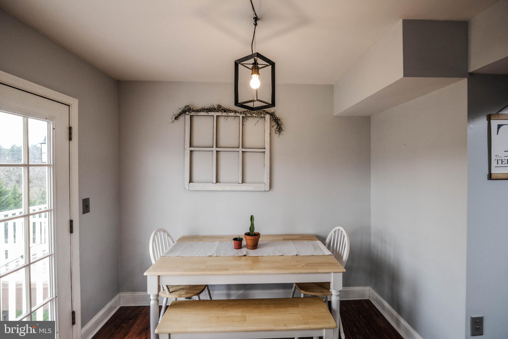 THE TOWNES AT OAKHURST - Residential