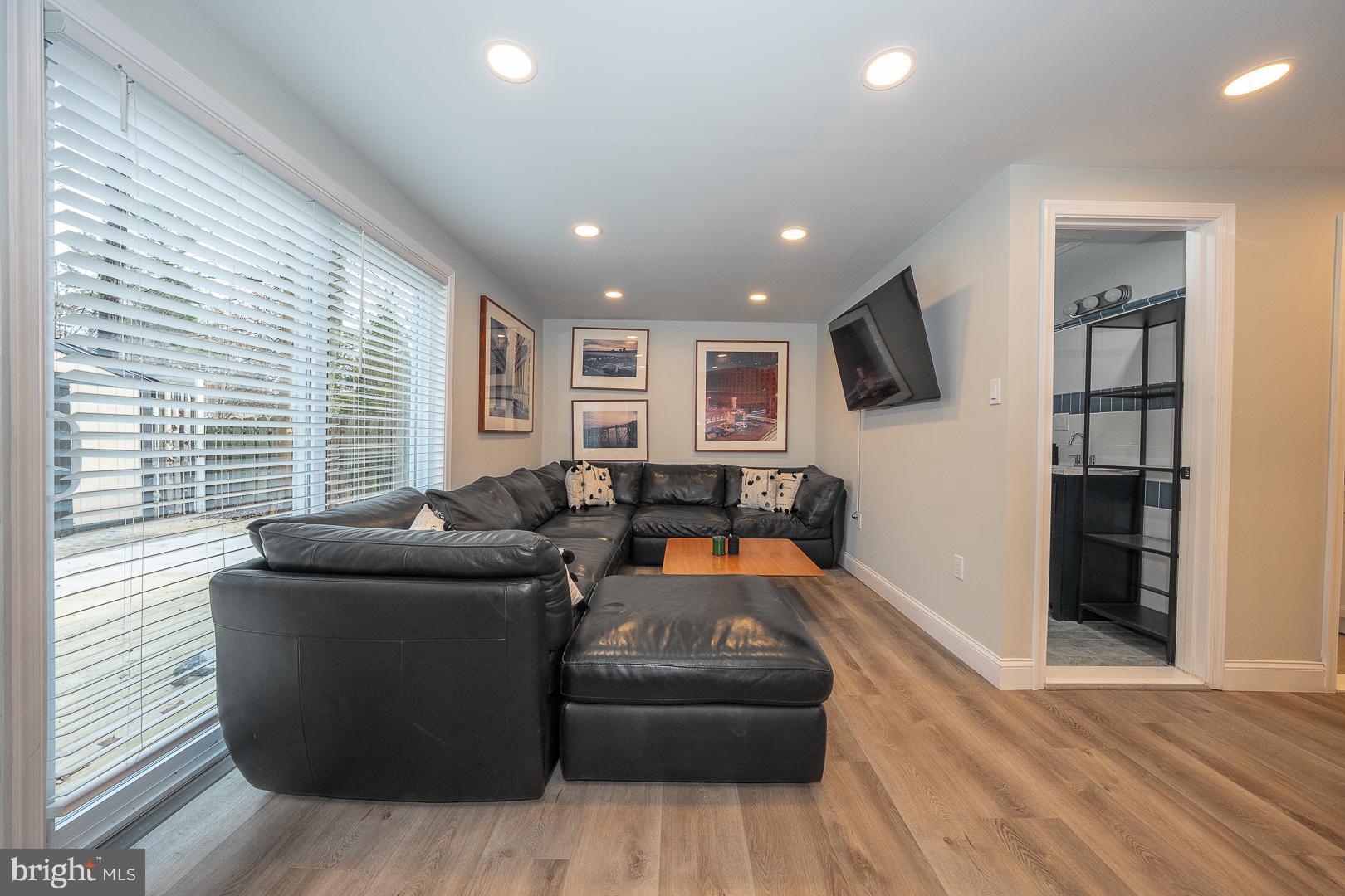SHORTRIDGE - Residential