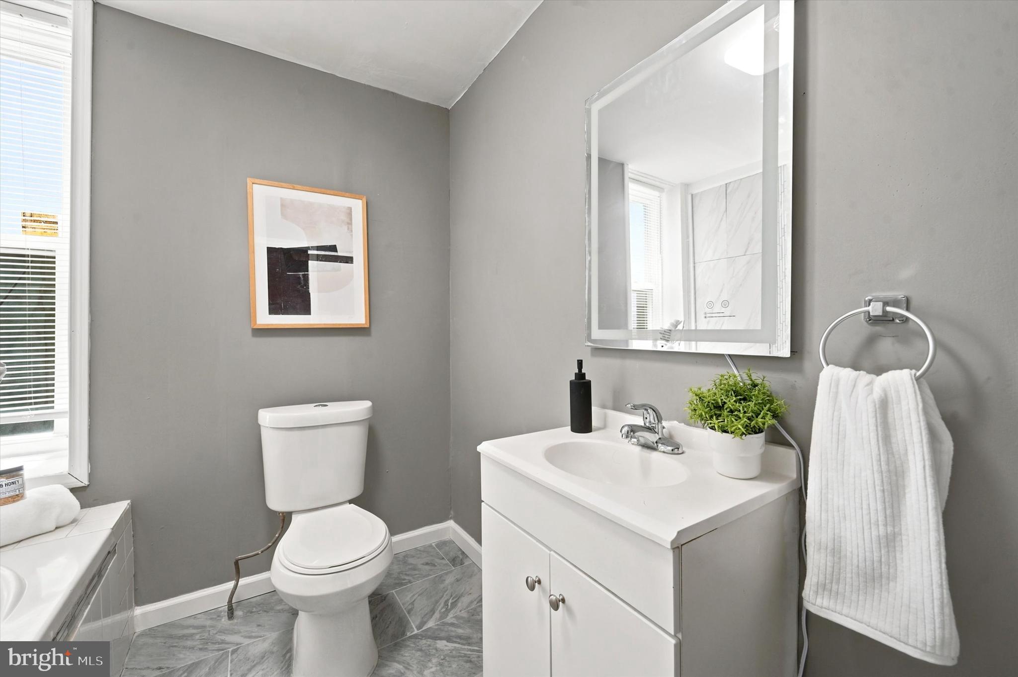 WEST PASSYUNK - Residential