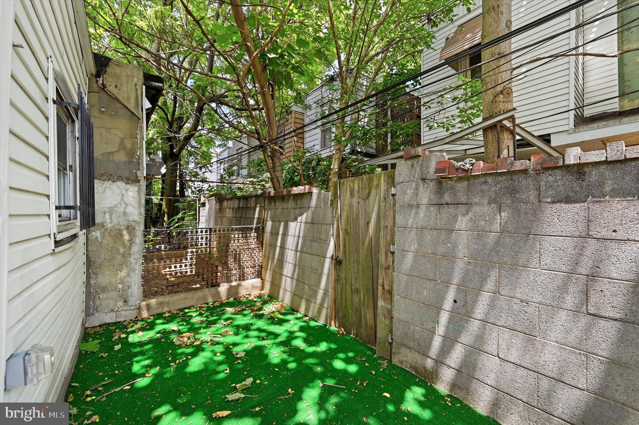 WEST PASSYUNK - Residential
