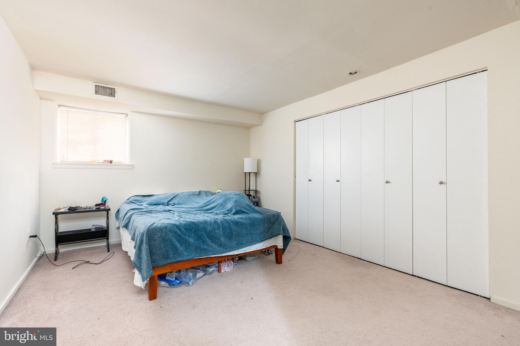 WASHINGTON SQ WEST - Residential Income