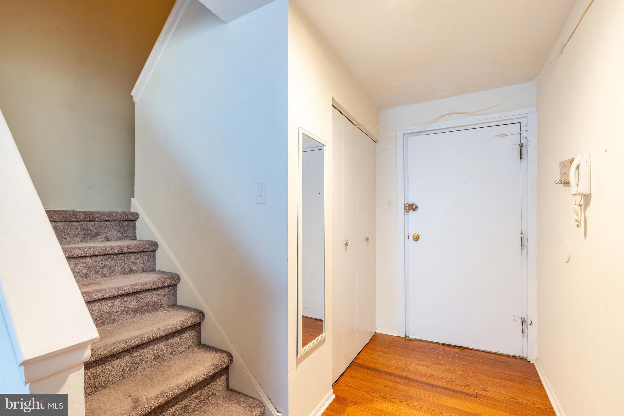 WASHINGTON SQ WEST - Residential Income