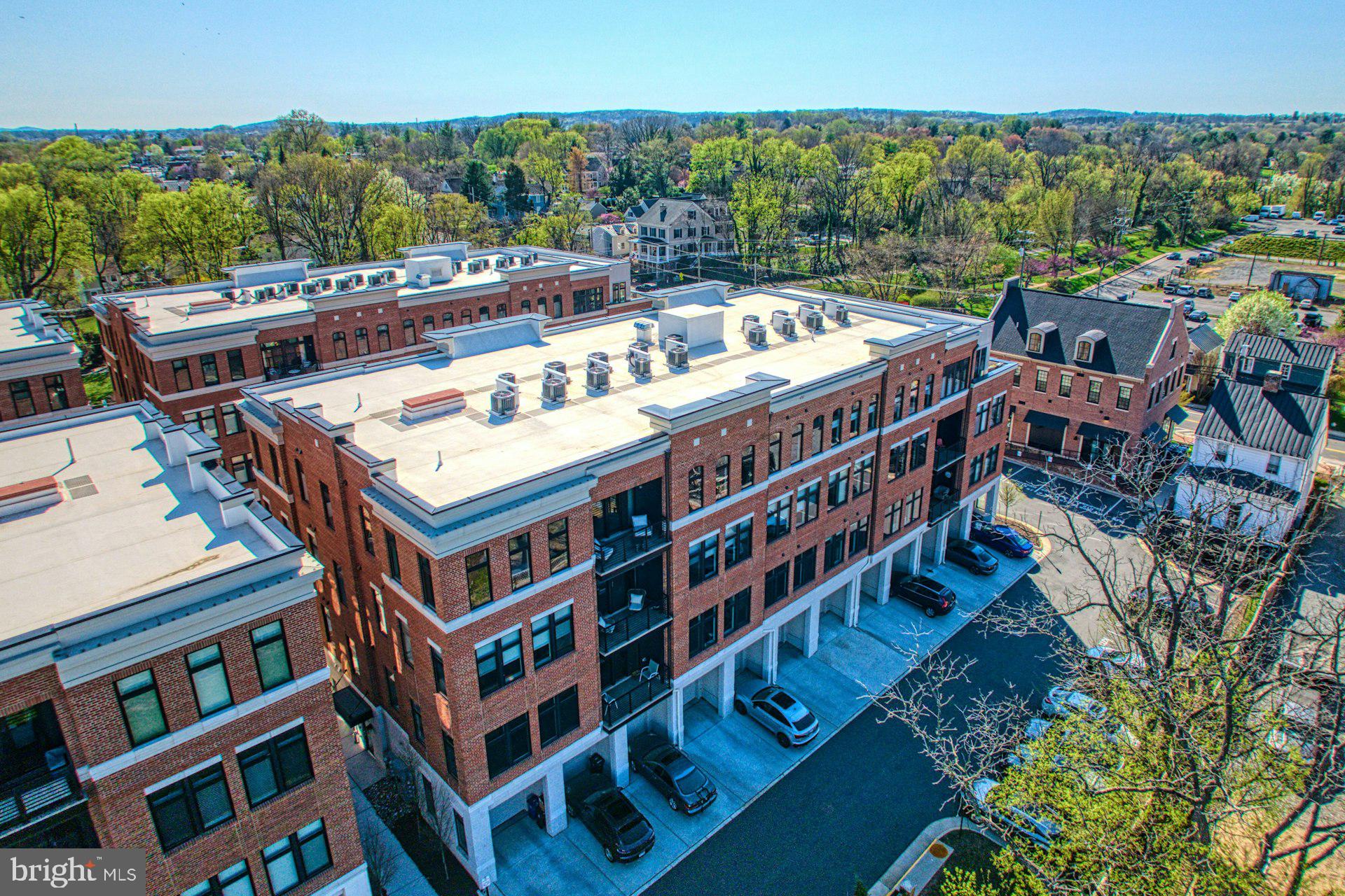 KING STREET STATION CONDO - Residential