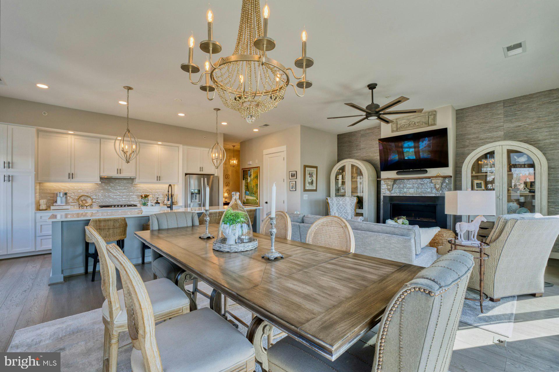 KING STREET STATION CONDO - Residential