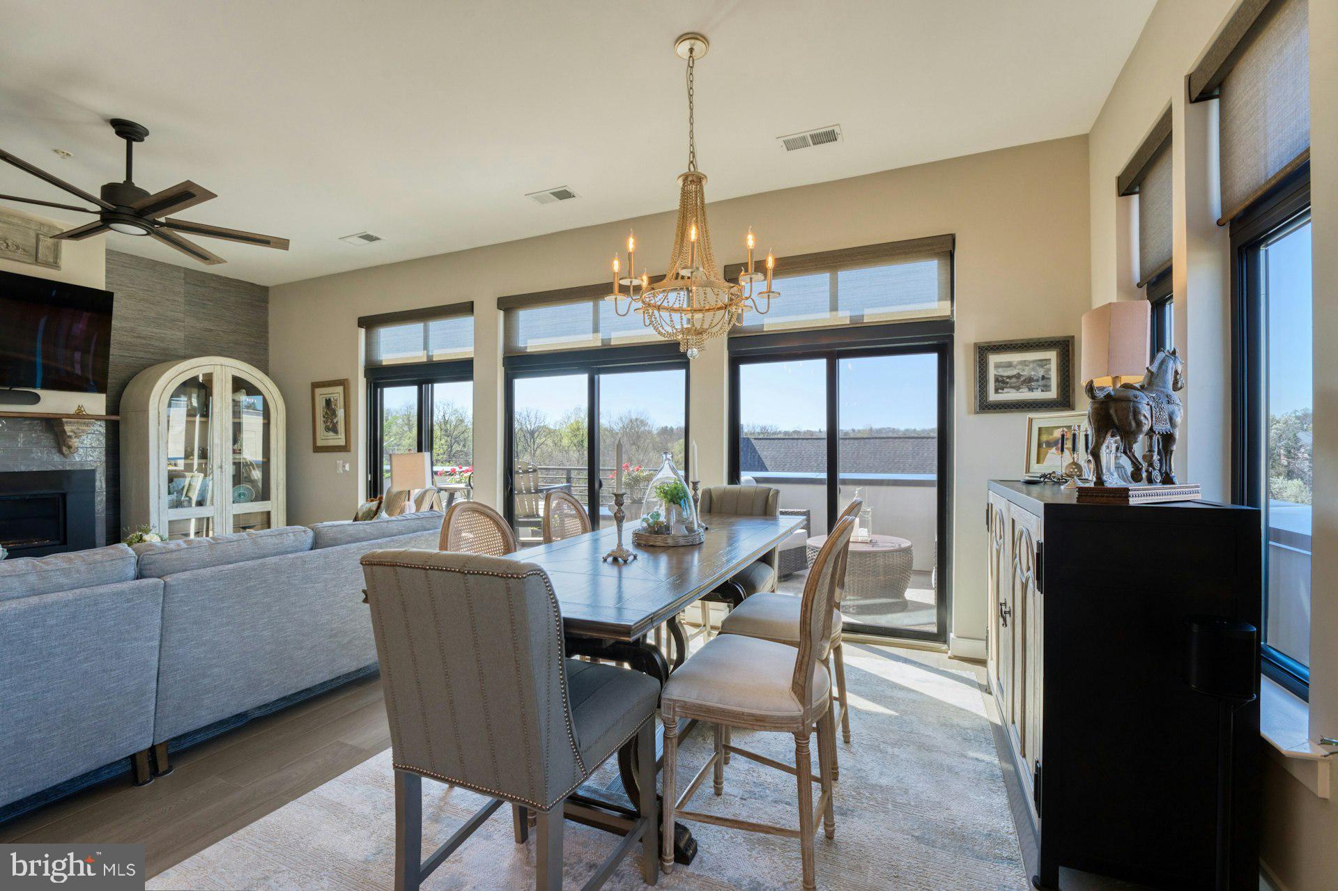 KING STREET STATION CONDO - Residential