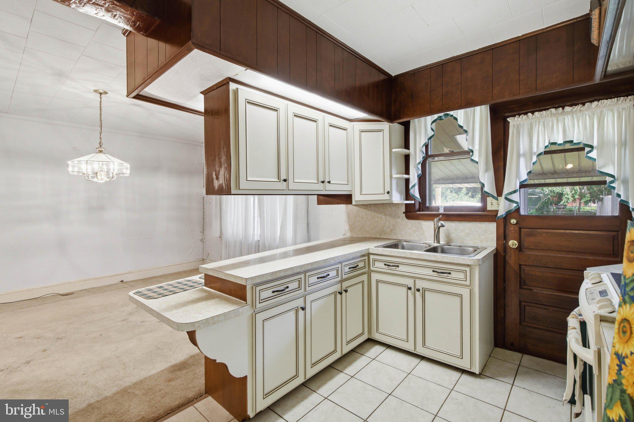 LANCASTER - Residential