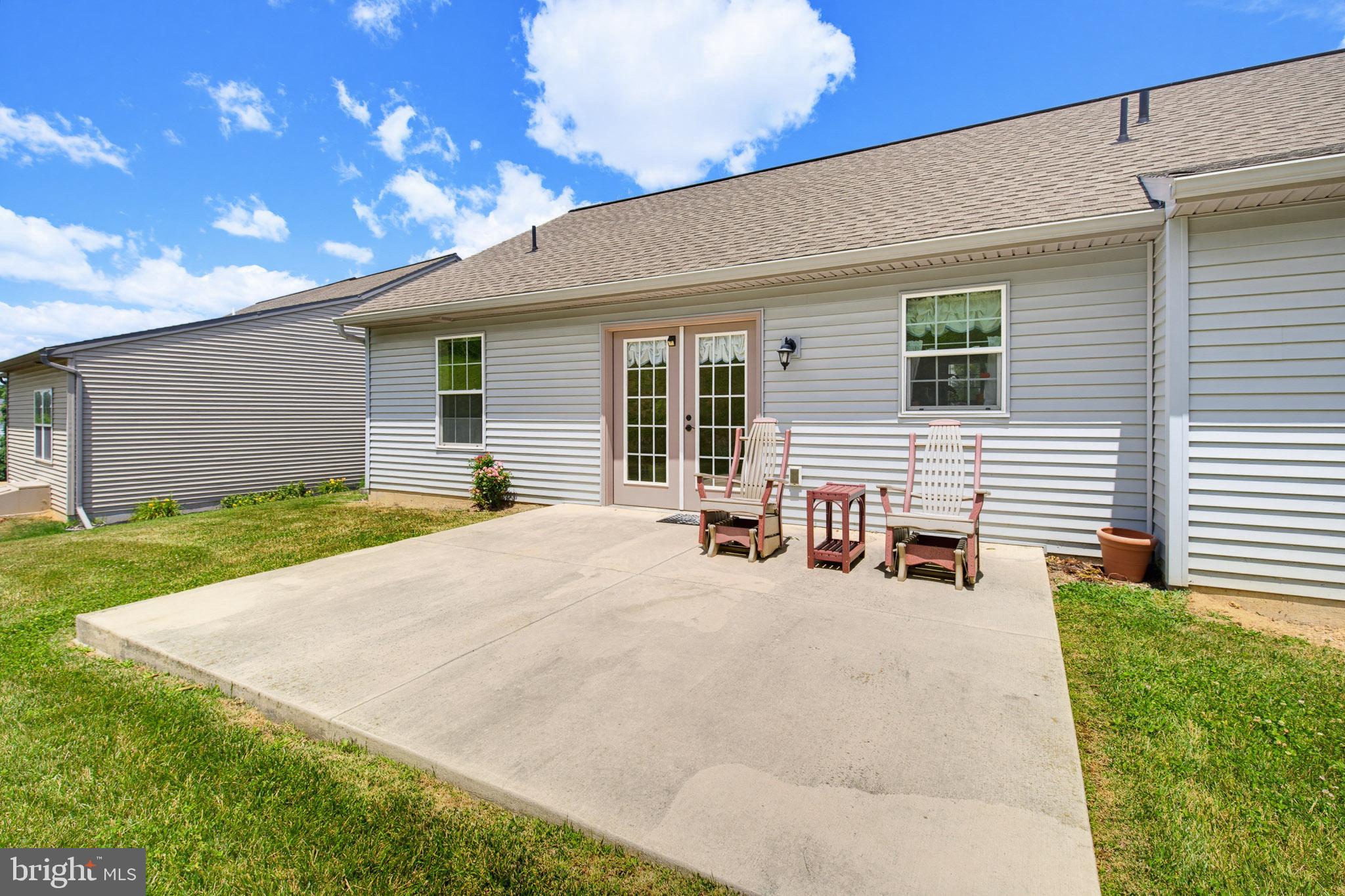 THE CROSSINGS AT SWEETBRIAR - Residential