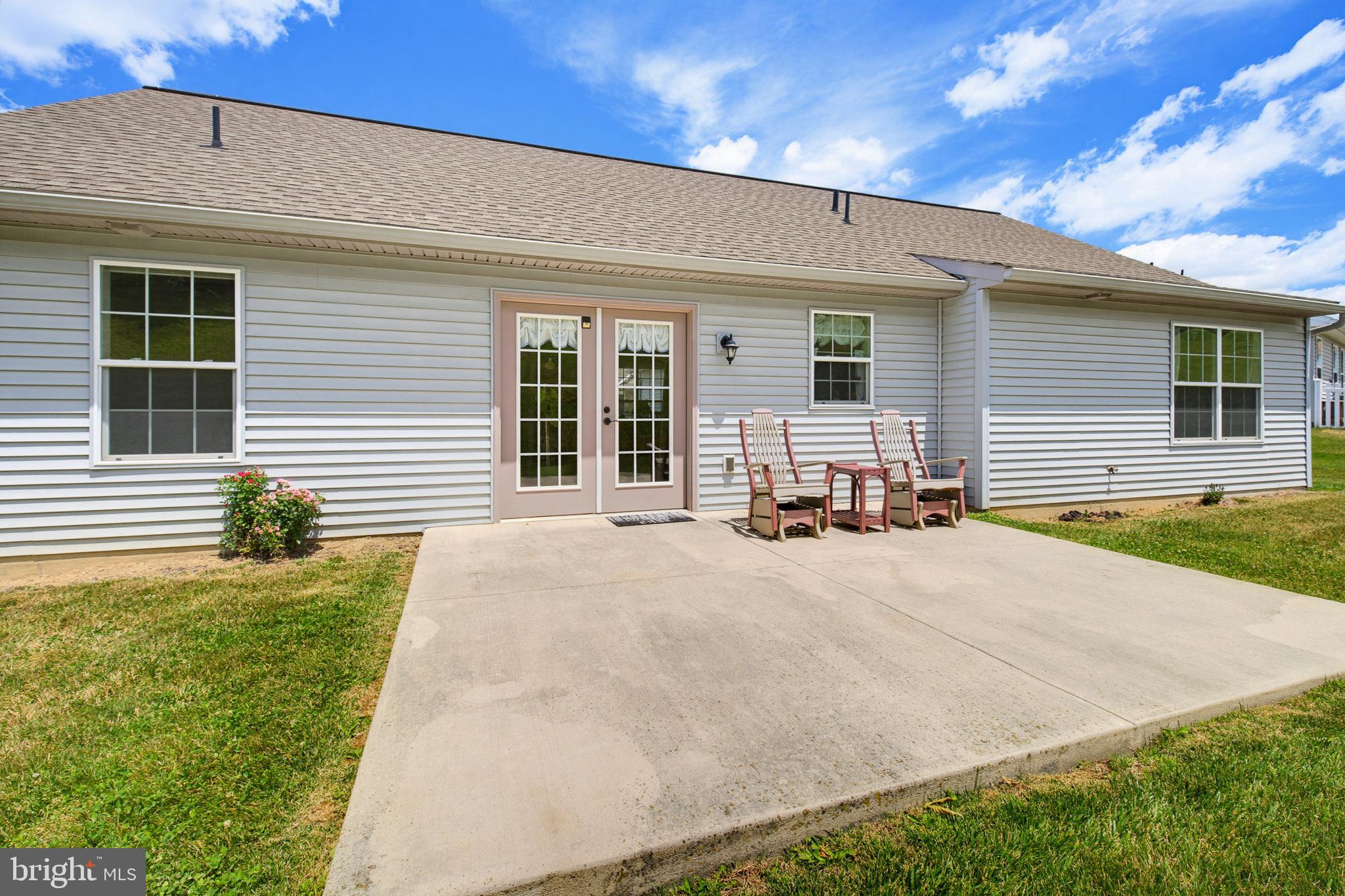 THE CROSSINGS AT SWEETBRIAR - Residential