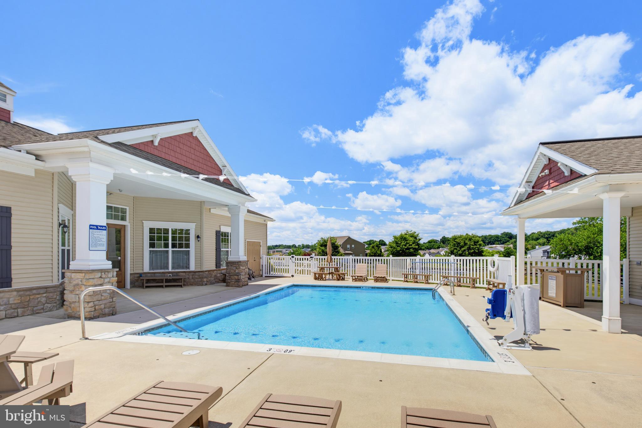 THE CROSSINGS AT SWEETBRIAR - Residential