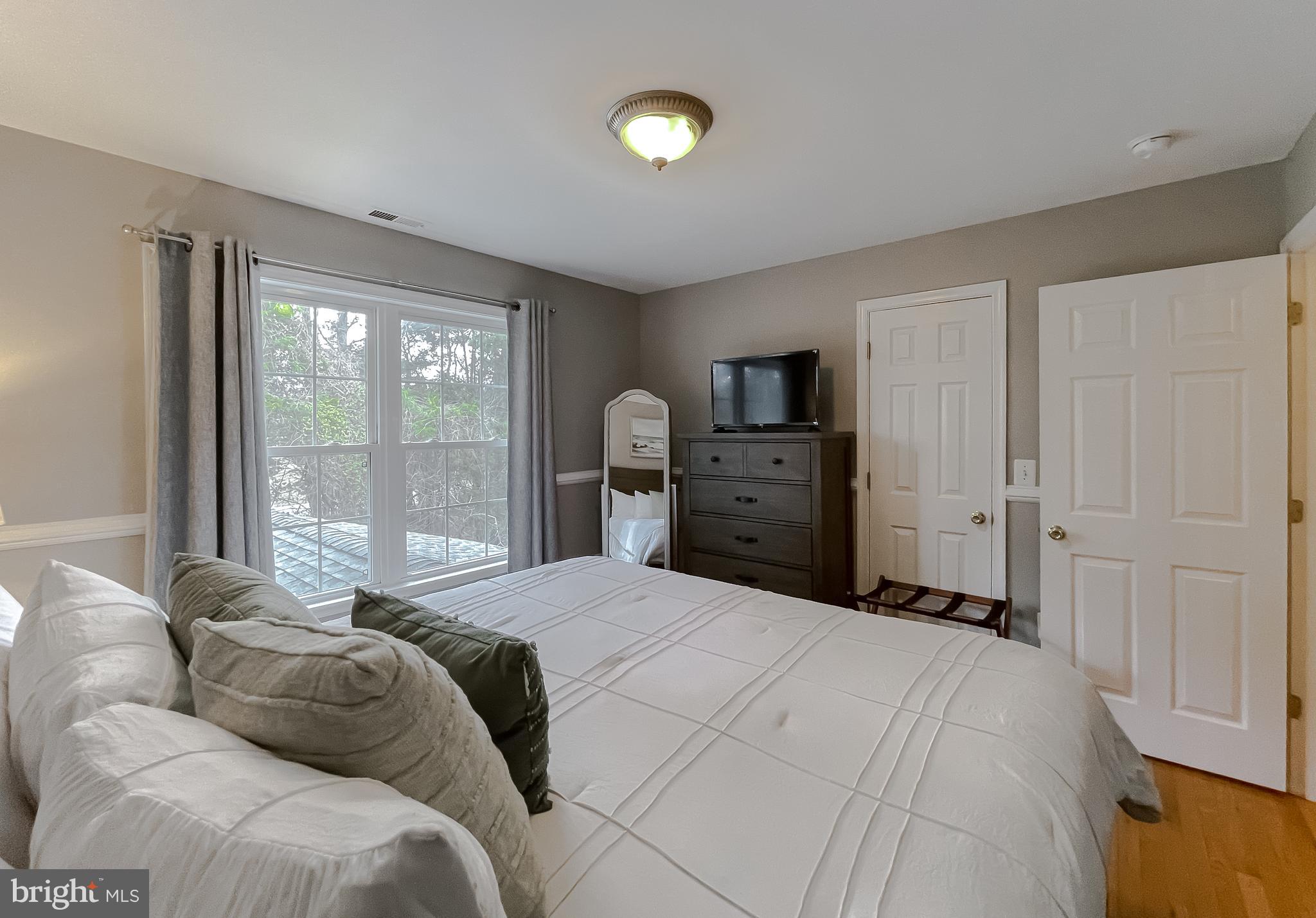 BRETON BAY LANDING - Residential