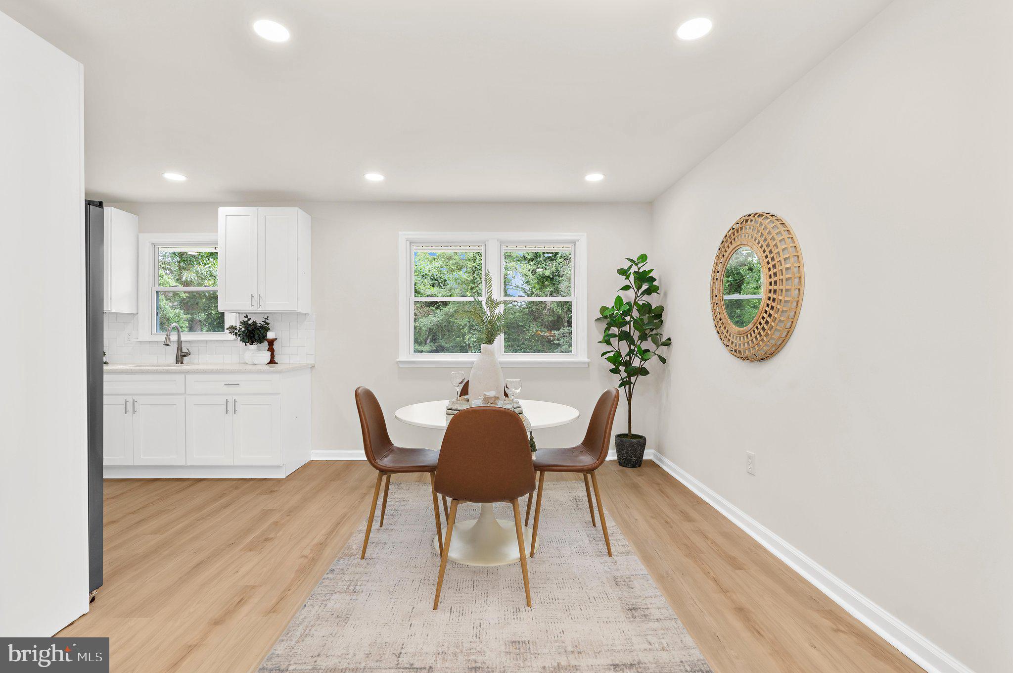 MAGOTHY MANOR - Residential