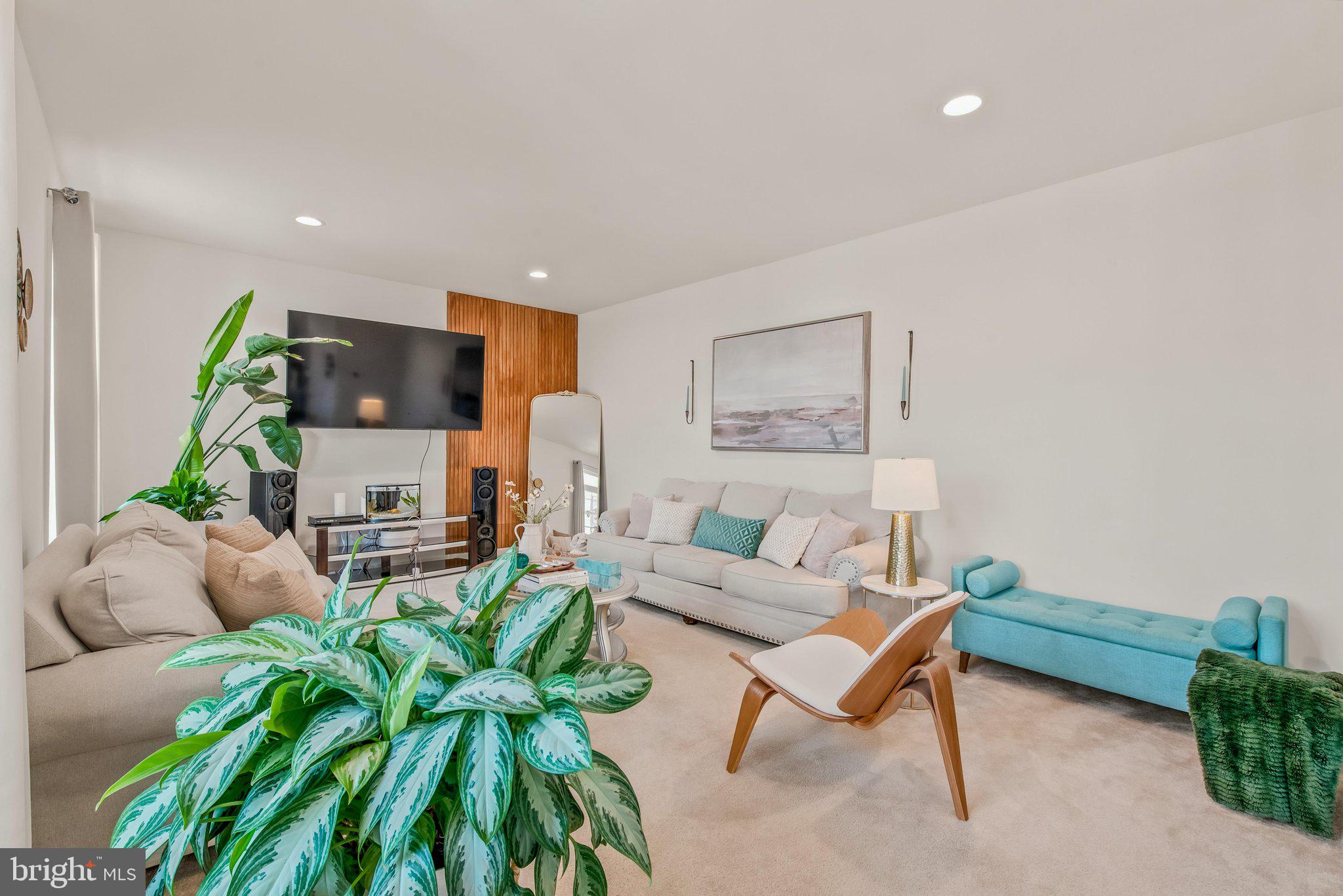 SPRINGDALE FARM - Residential