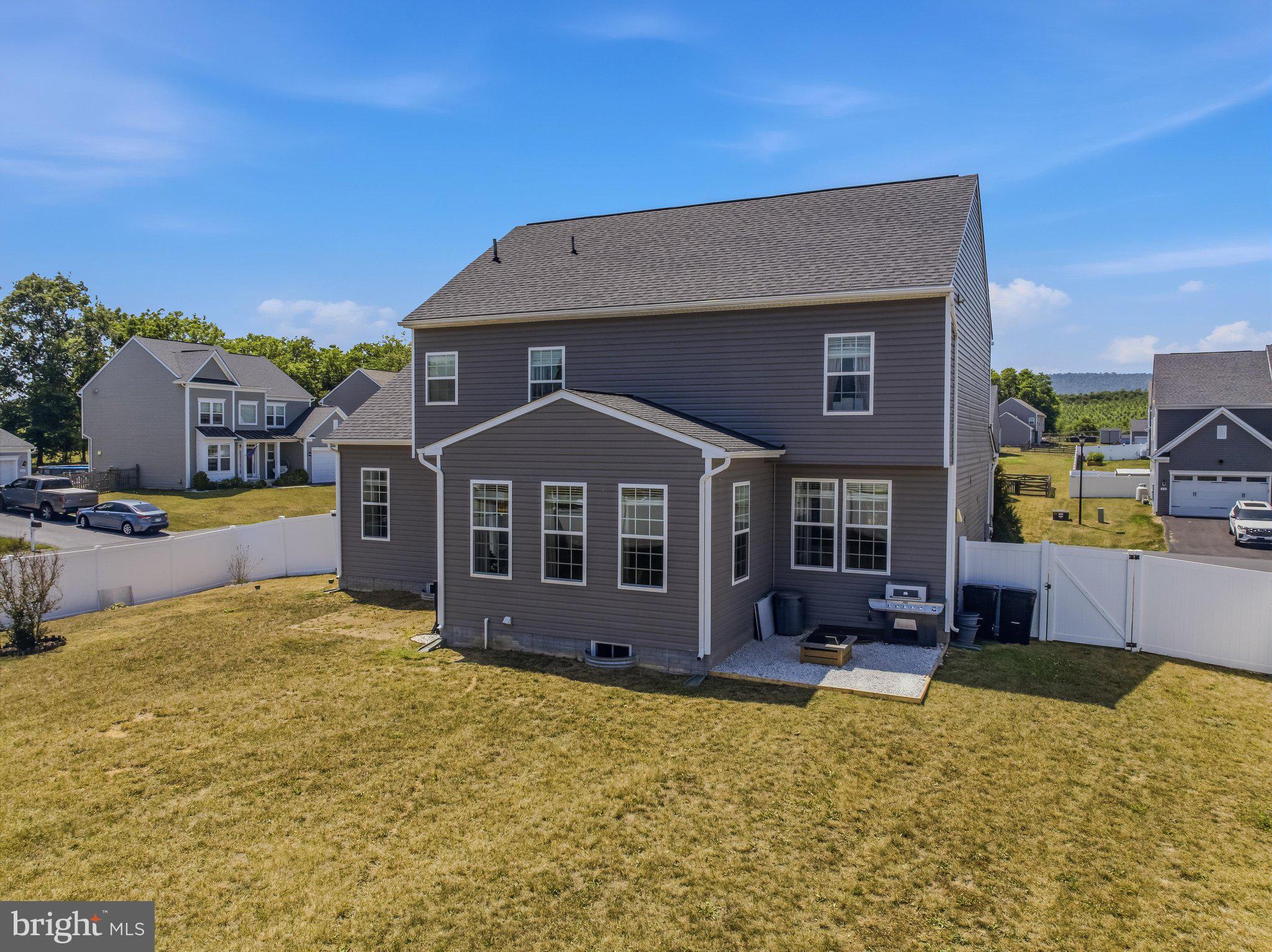 SPRINGDALE FARM - Residential