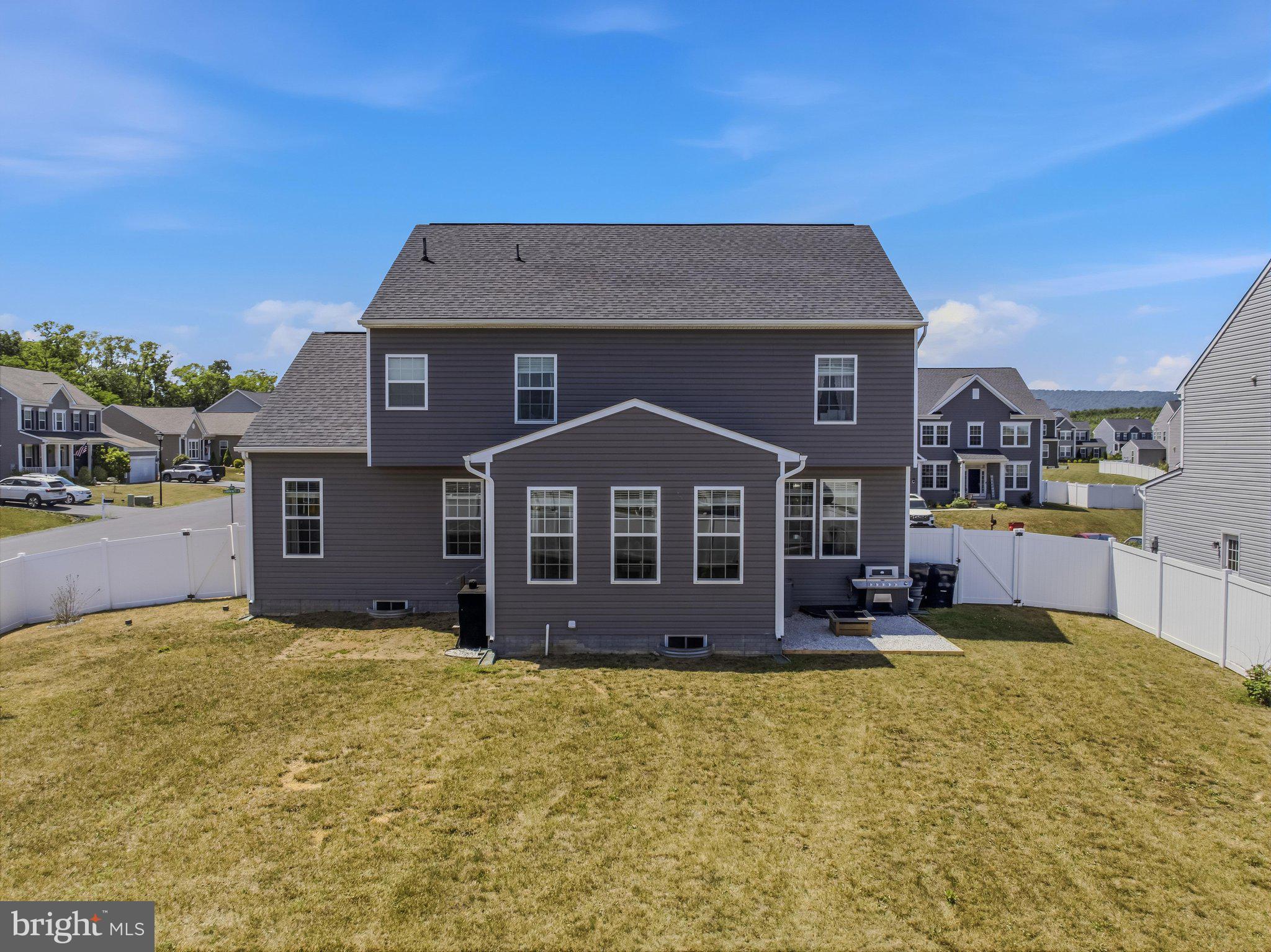 SPRINGDALE FARM - Residential