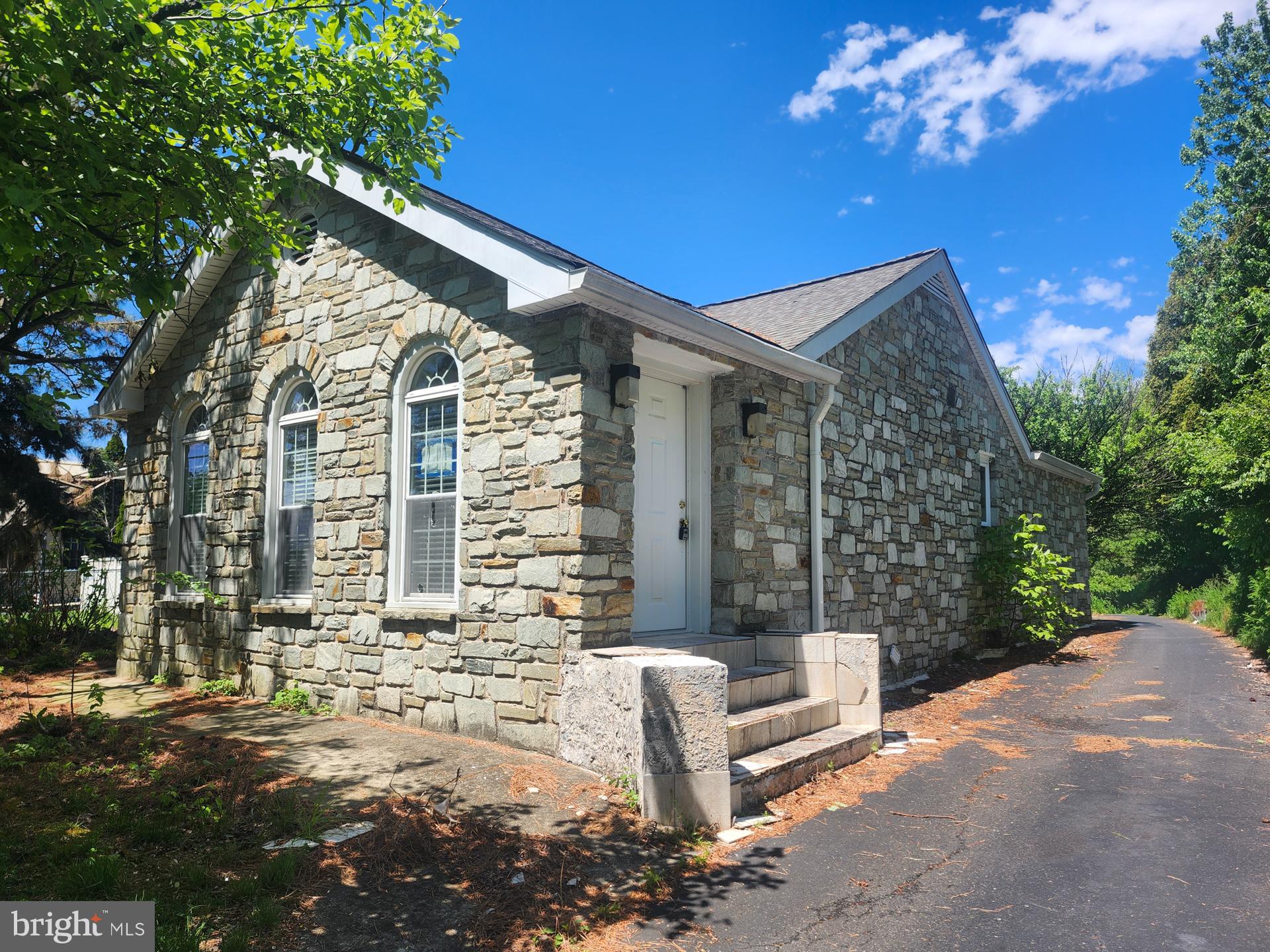 BUSTLETON - Residential