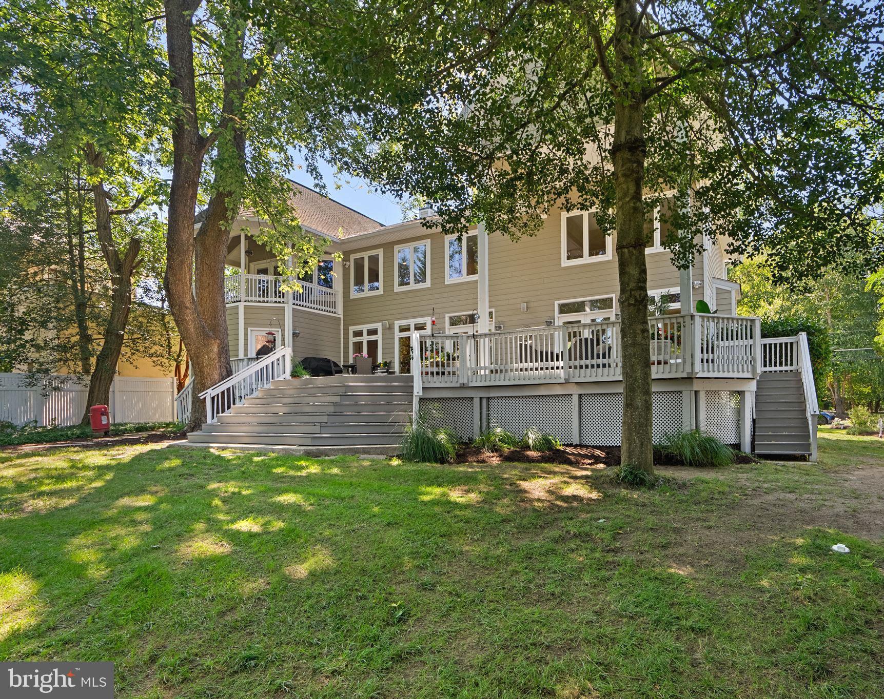 SHORE ACRES - Residential