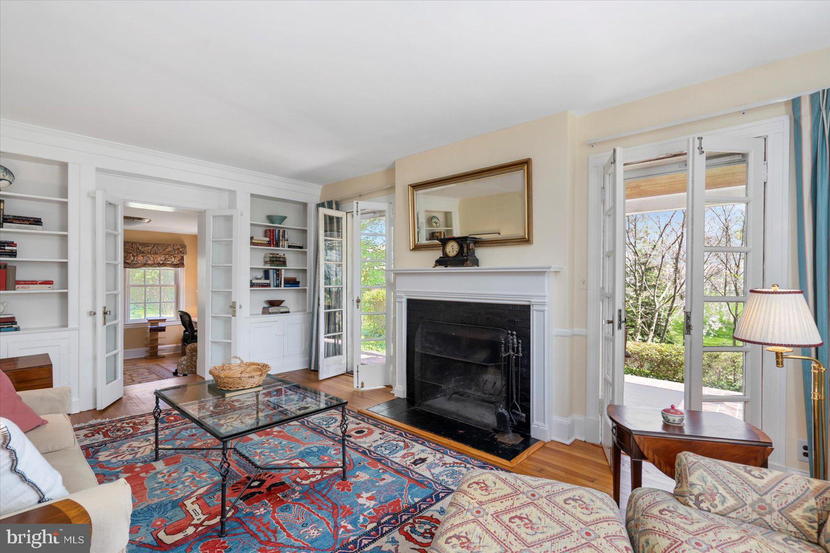 ROLAND PARK - Residential