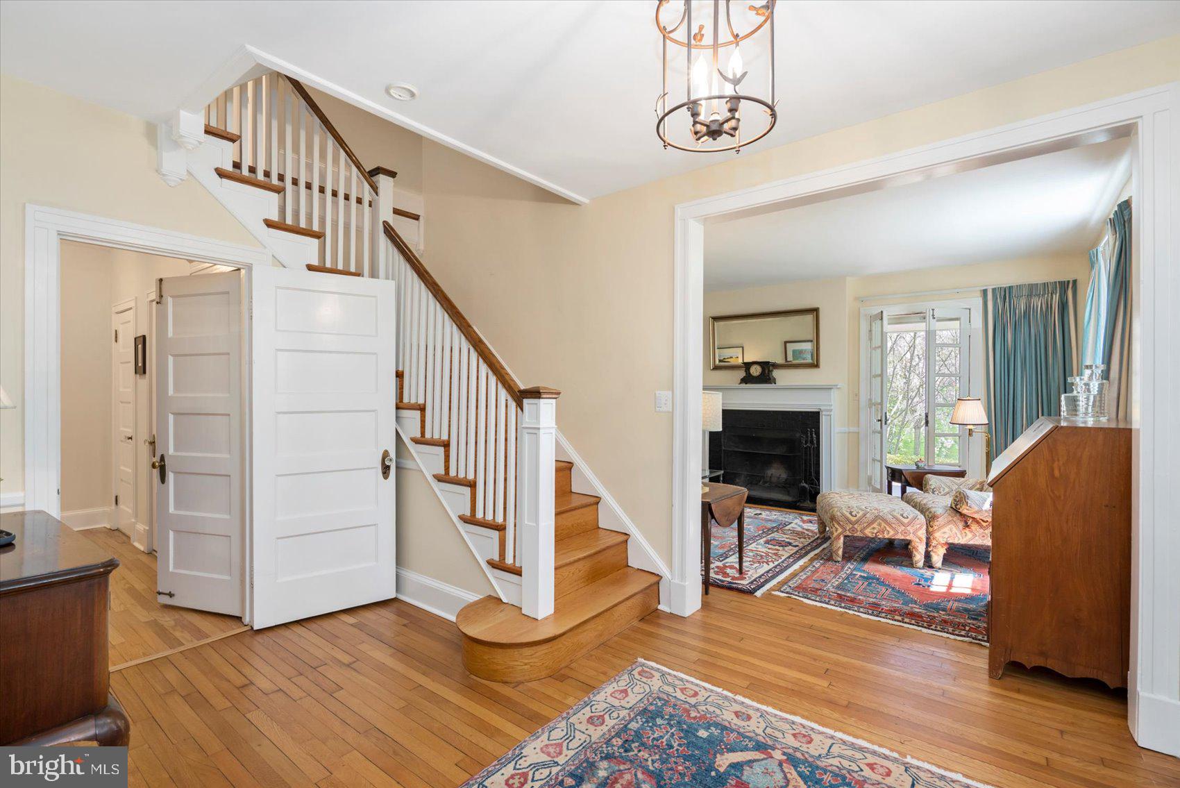 ROLAND PARK - Residential