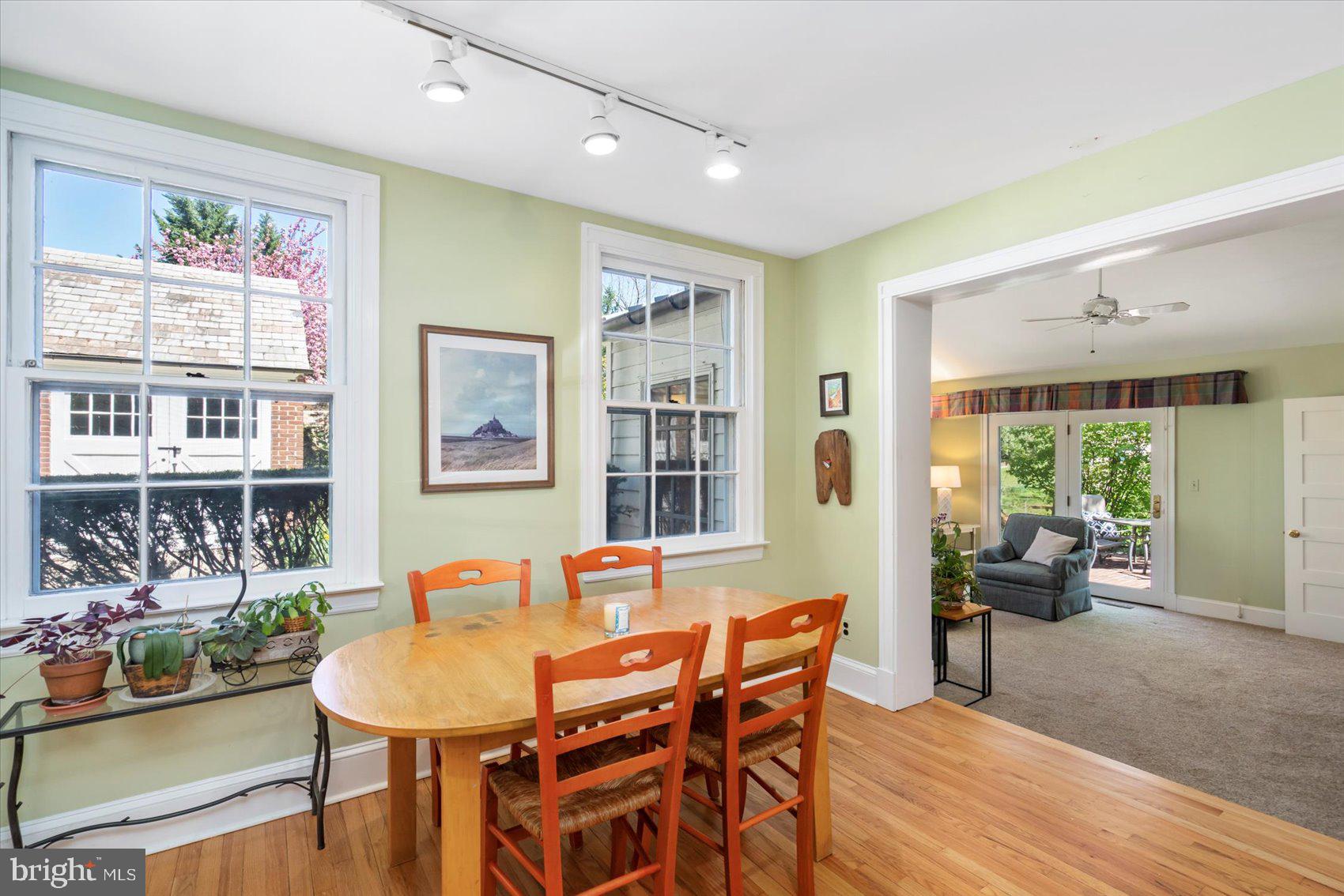 ROLAND PARK - Residential