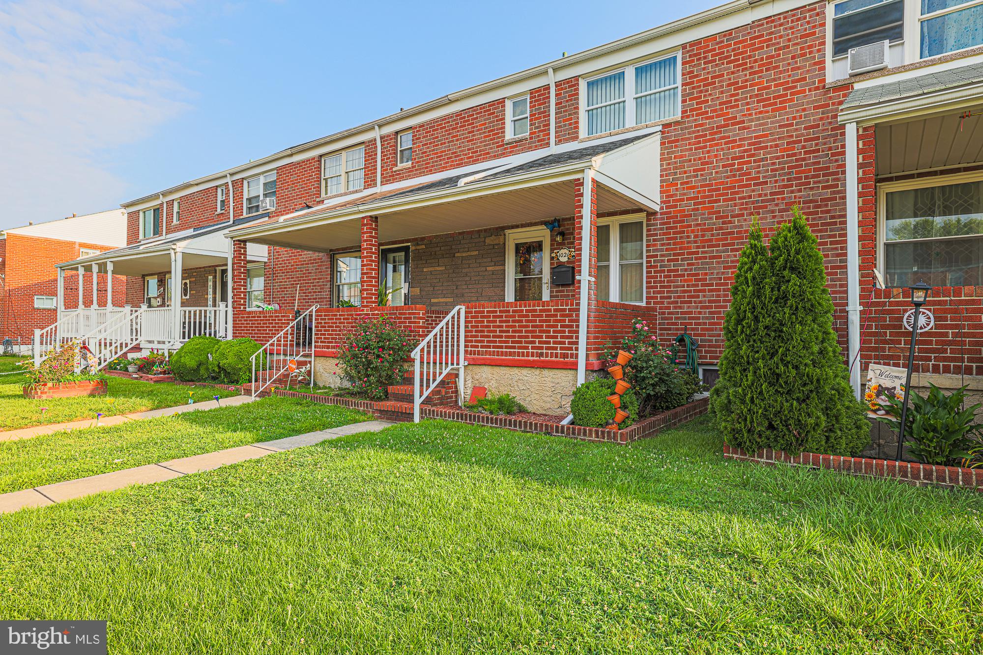 FOX RIDGE MANOR - Residential