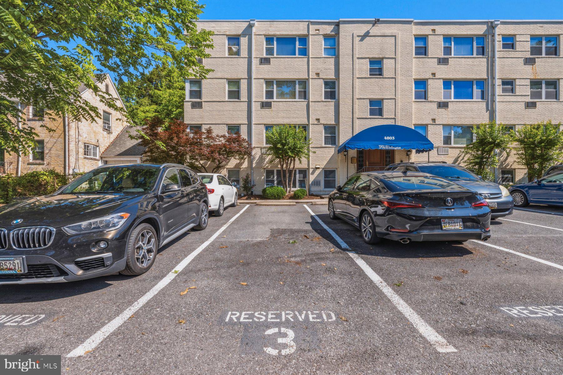 THE WELLINGTON - Residential