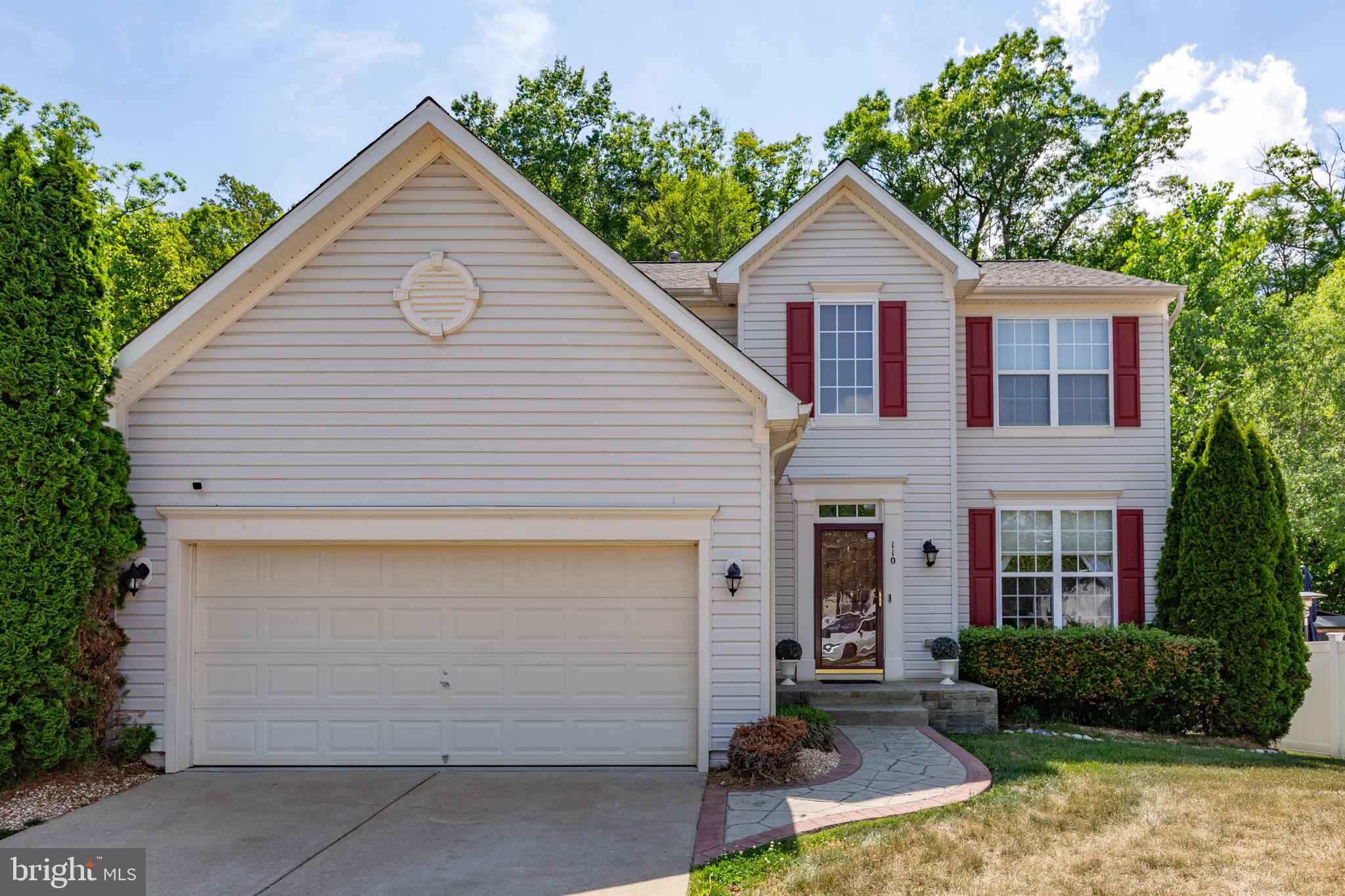 CARRIAGE HILL AT FALLS - Residential
