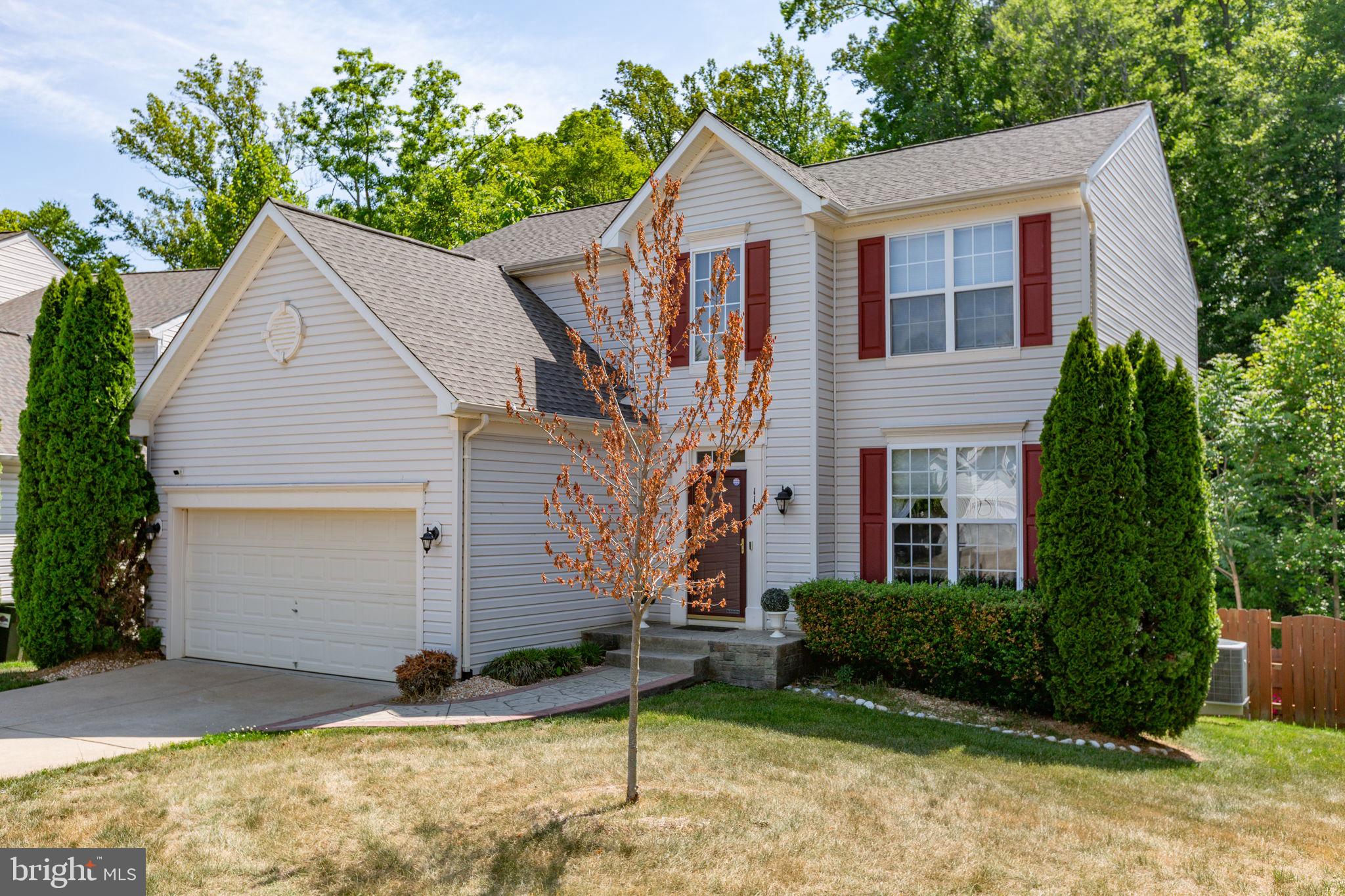 CARRIAGE HILL AT FALLS - Residential