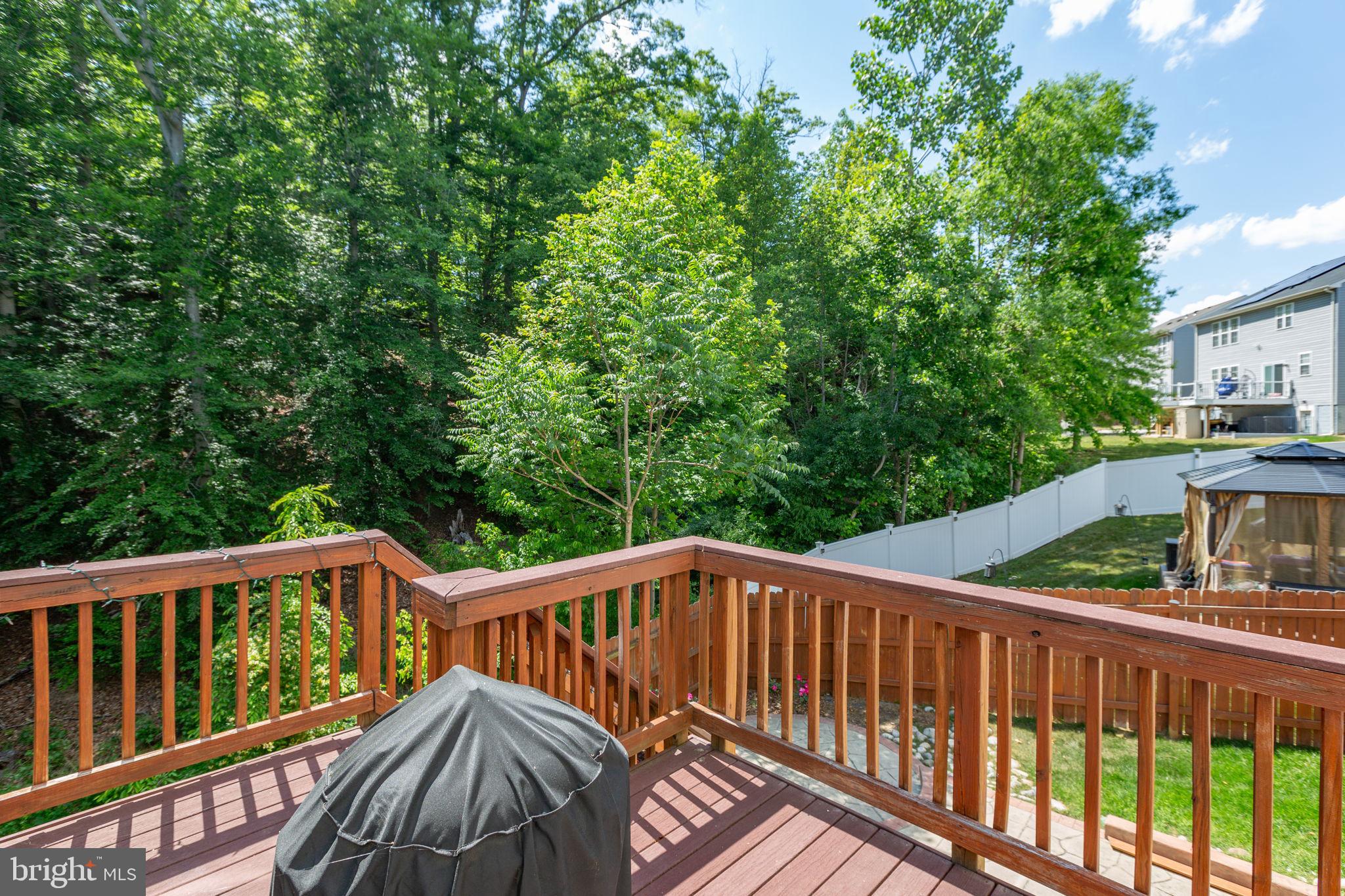 CARRIAGE HILL AT FALLS - Residential