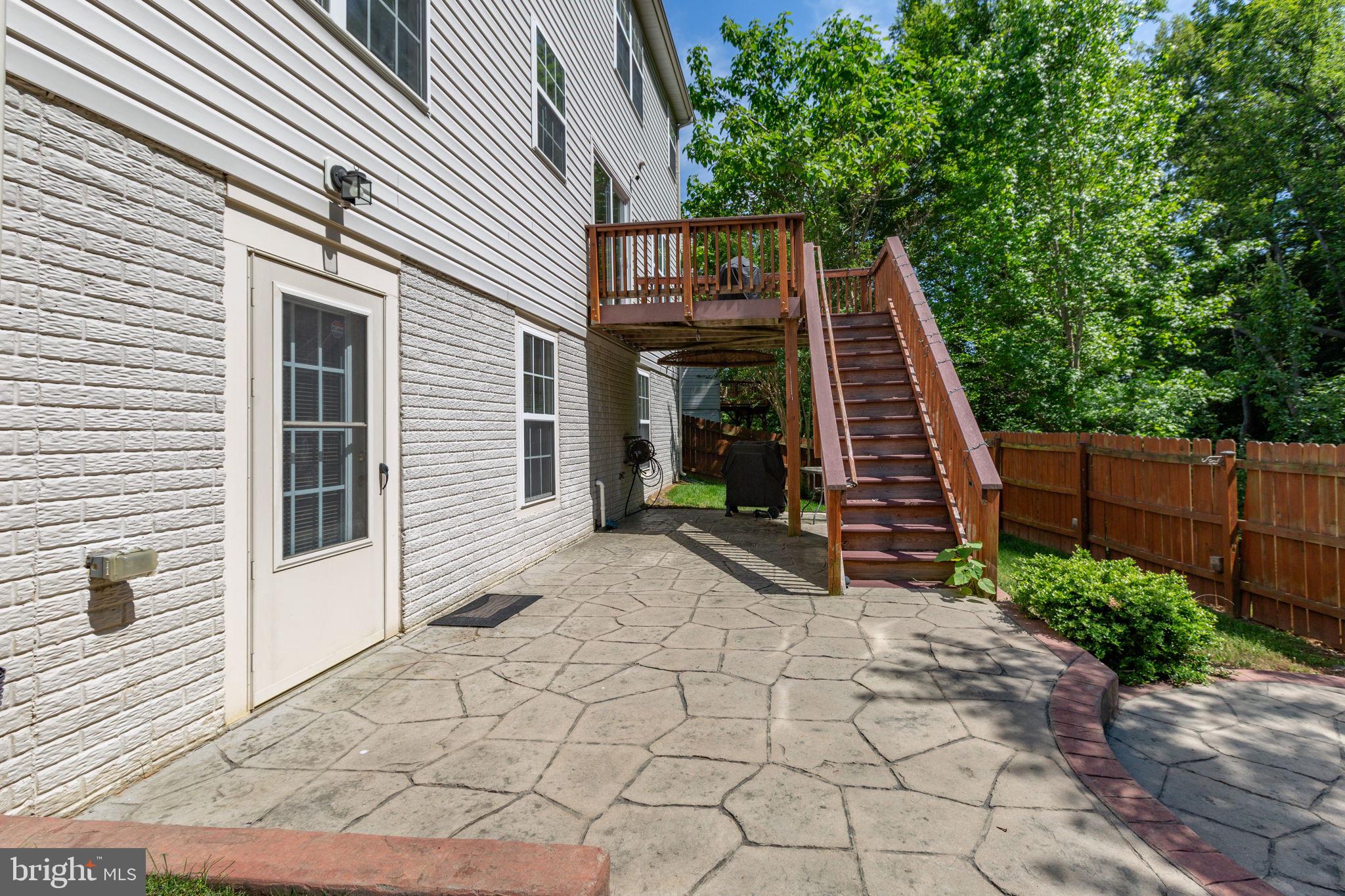CARRIAGE HILL AT FALLS - Residential