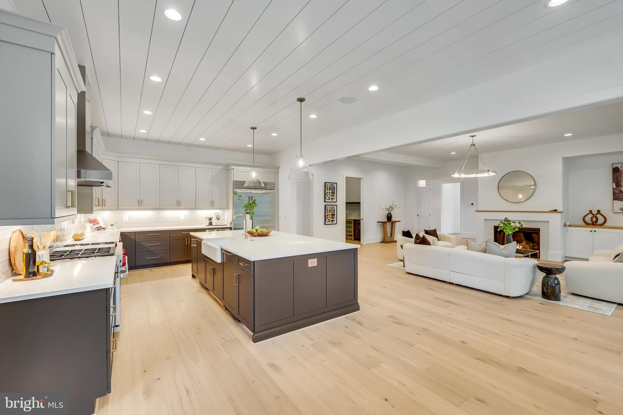 KENT GARDENS - Residential