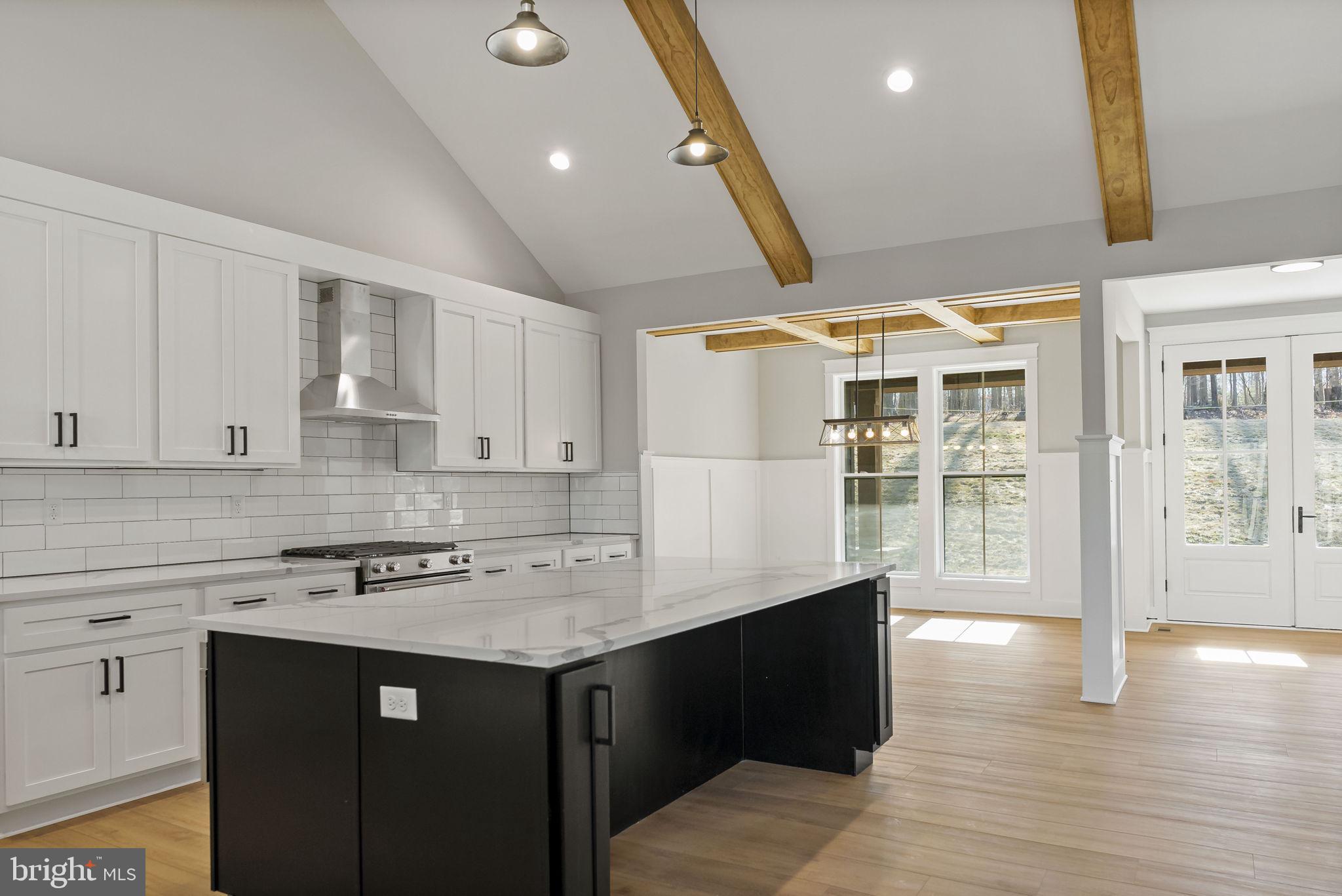 HALLMARK GLEN - Residential