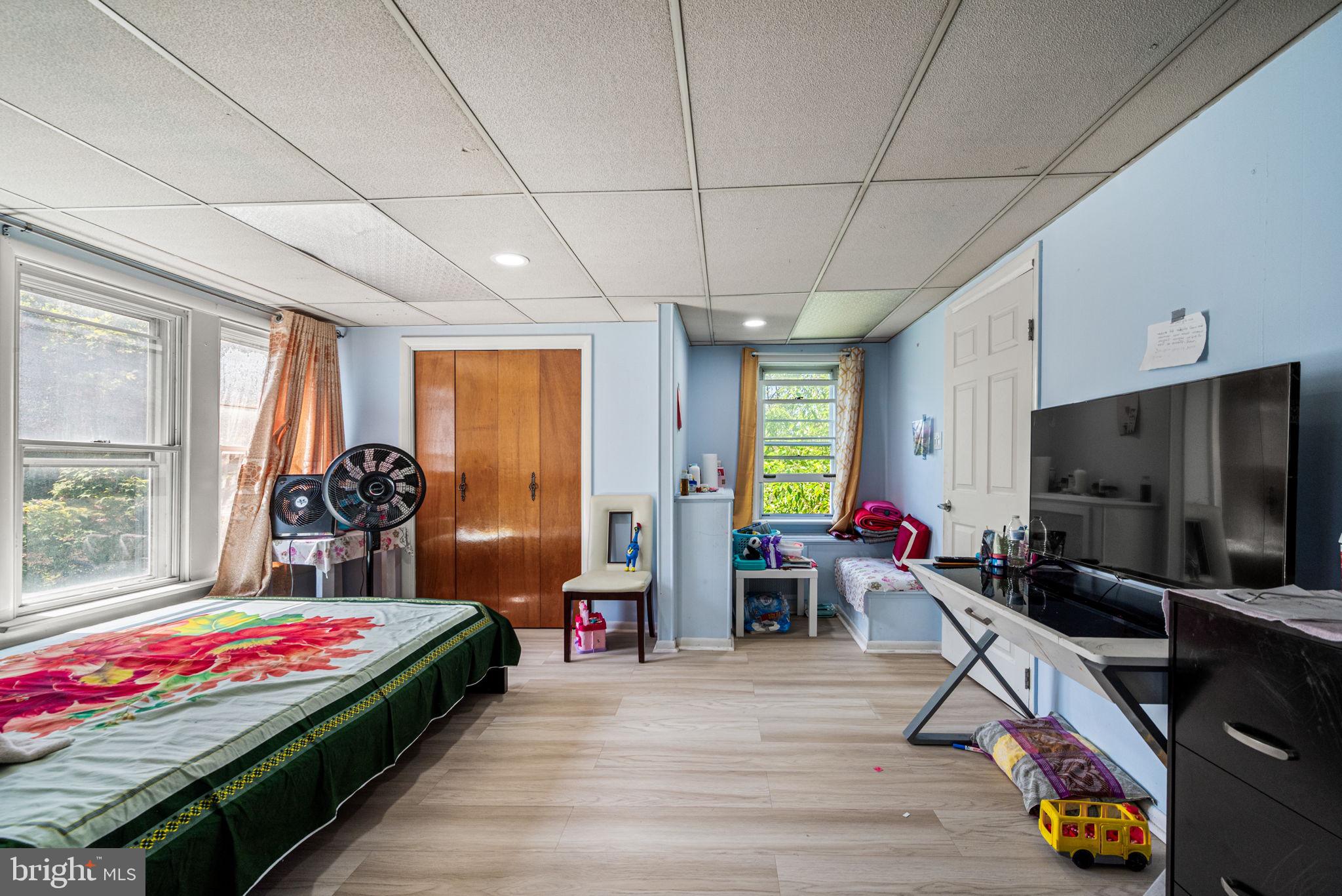 DREXEL HILL - Residential