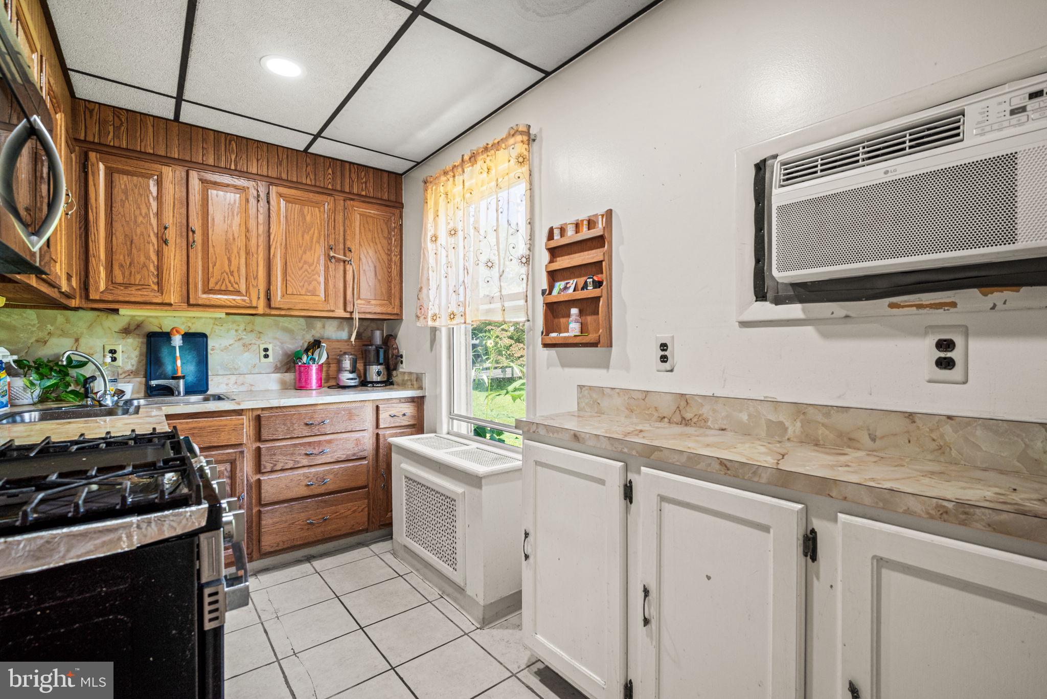DREXEL HILL - Residential