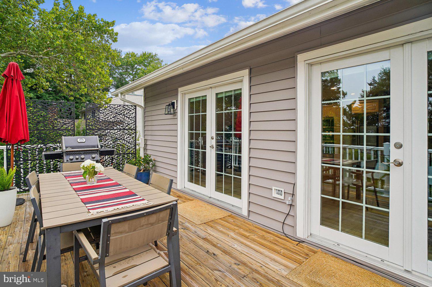 HILLSMERE SHORES - Residential