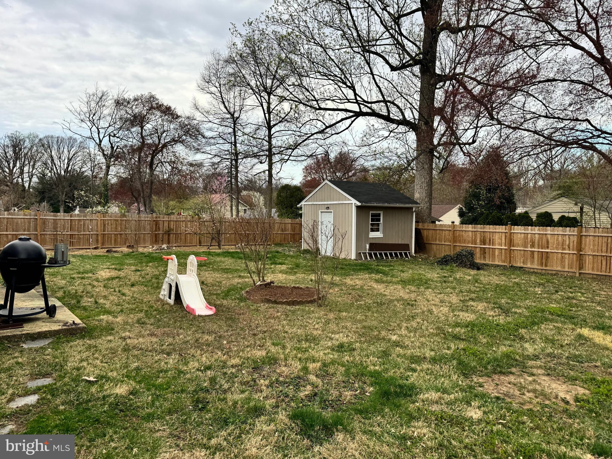 NORTH SPRINGFIELD - Residential