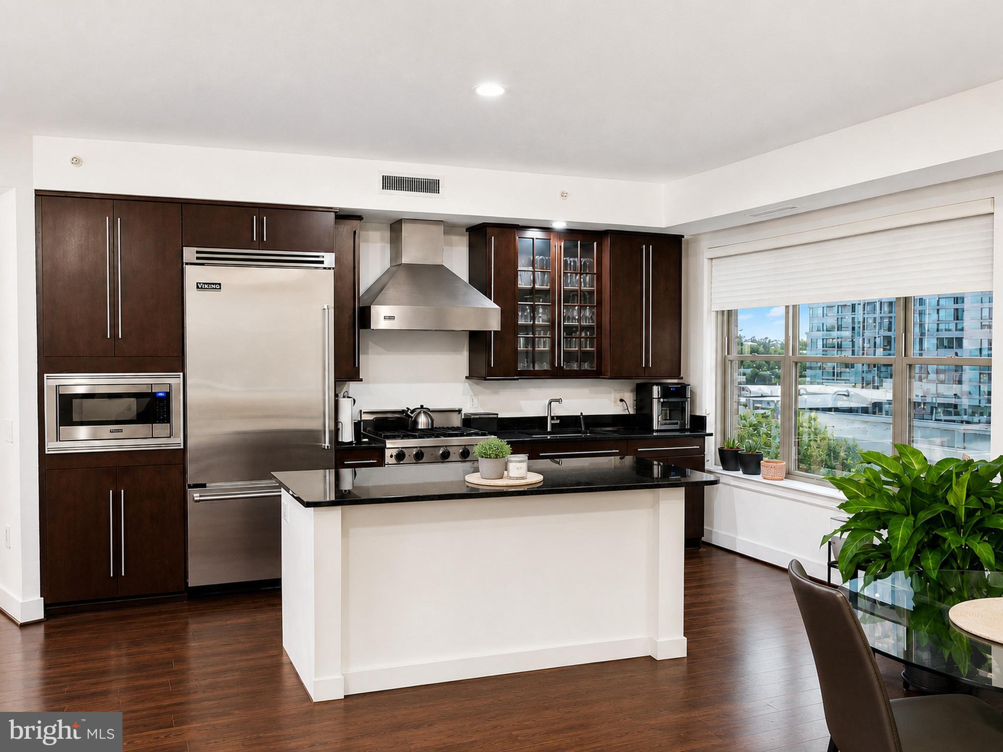 LIONSGATE - Residential
