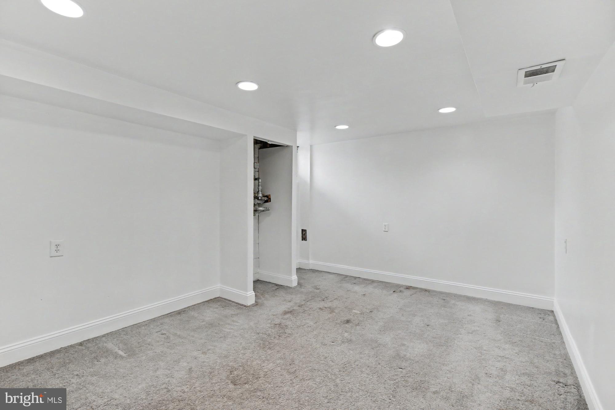 WEST INVERNESS - Residential