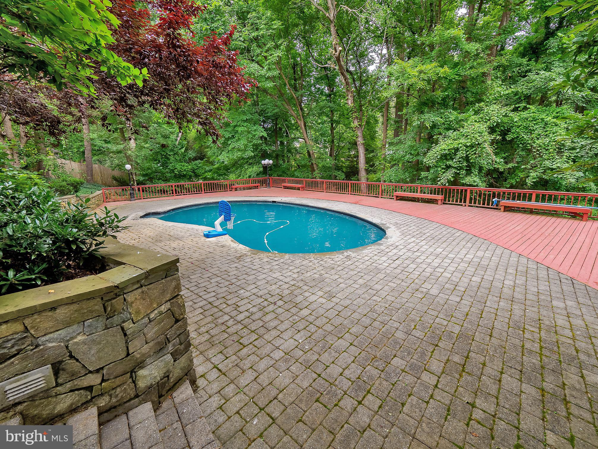 KENWOOD PARK - Residential Lease