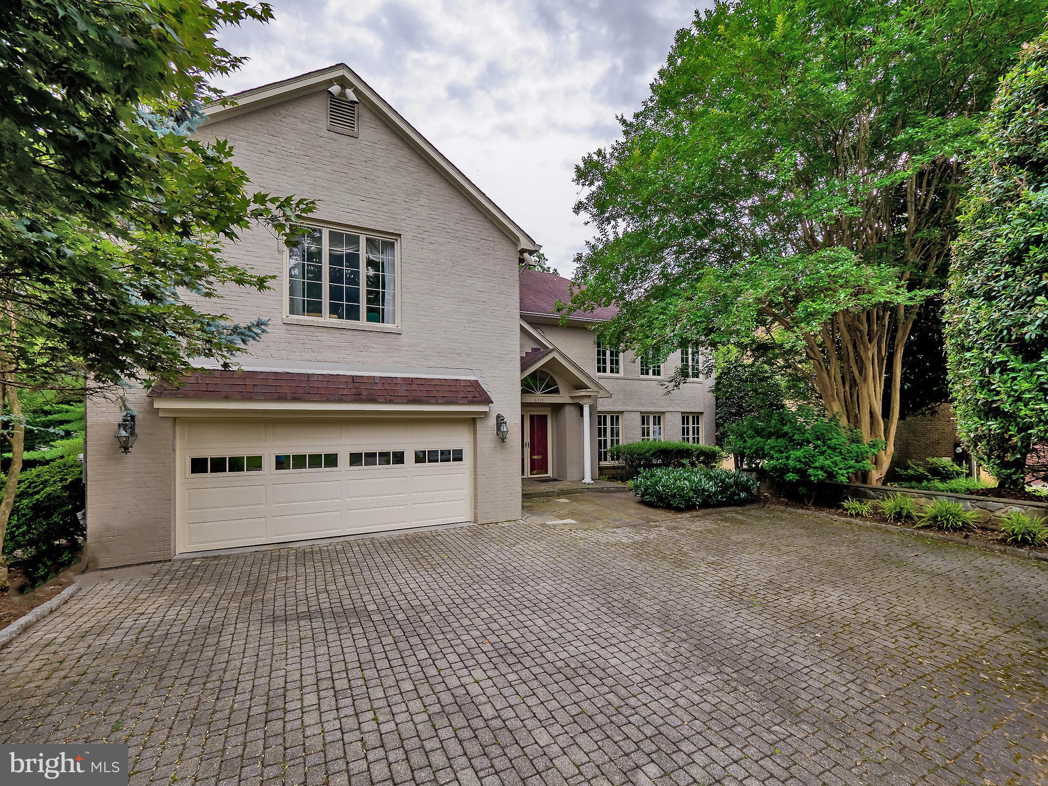 KENWOOD PARK - Residential Lease