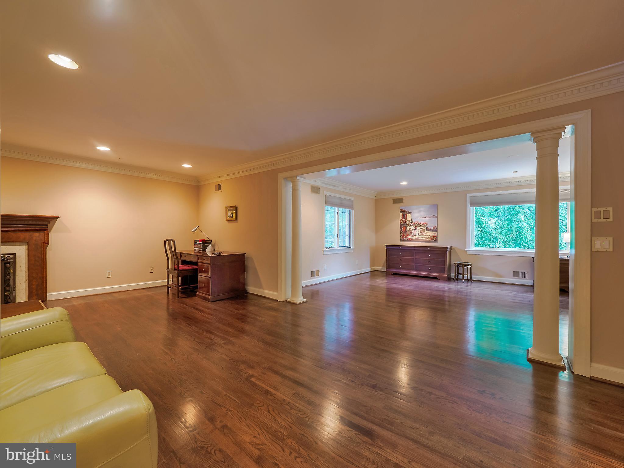 KENWOOD PARK - Residential Lease