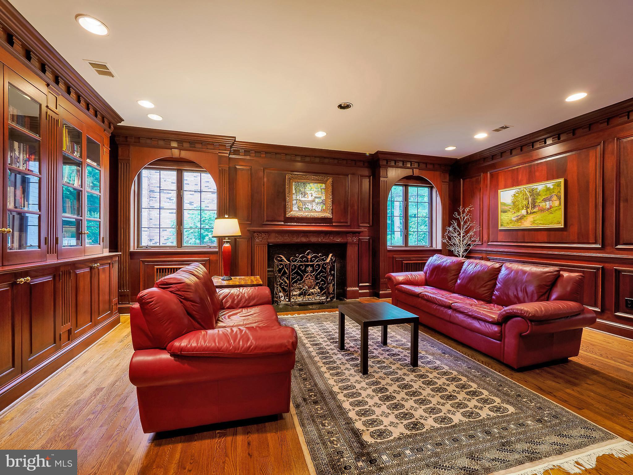KENWOOD PARK - Residential Lease
