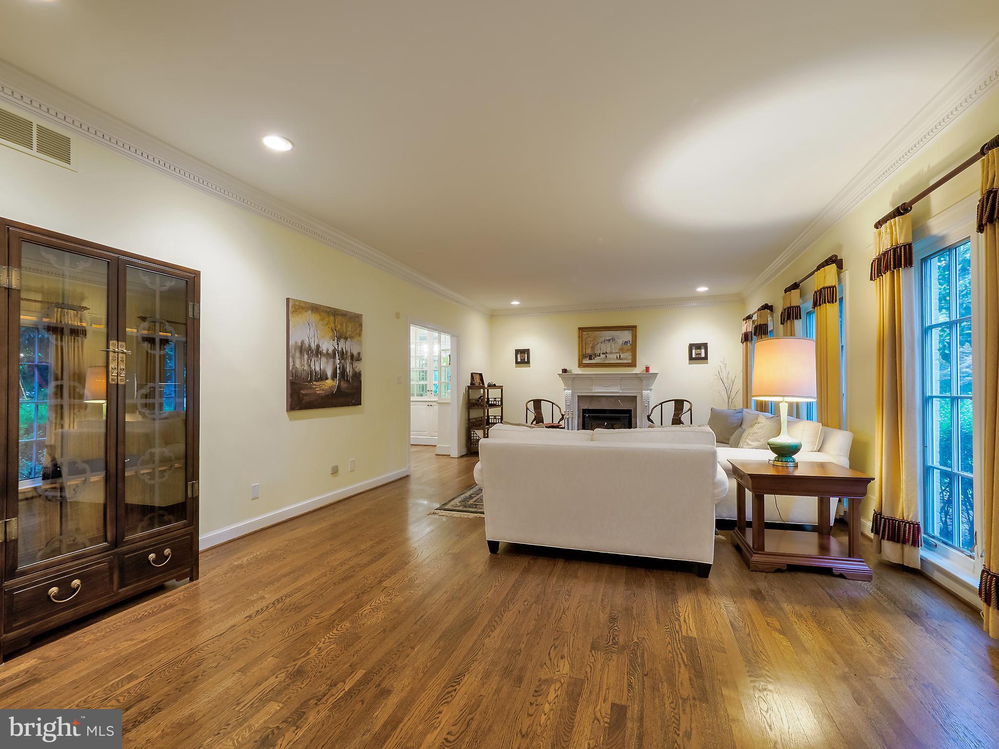 KENWOOD PARK - Residential Lease