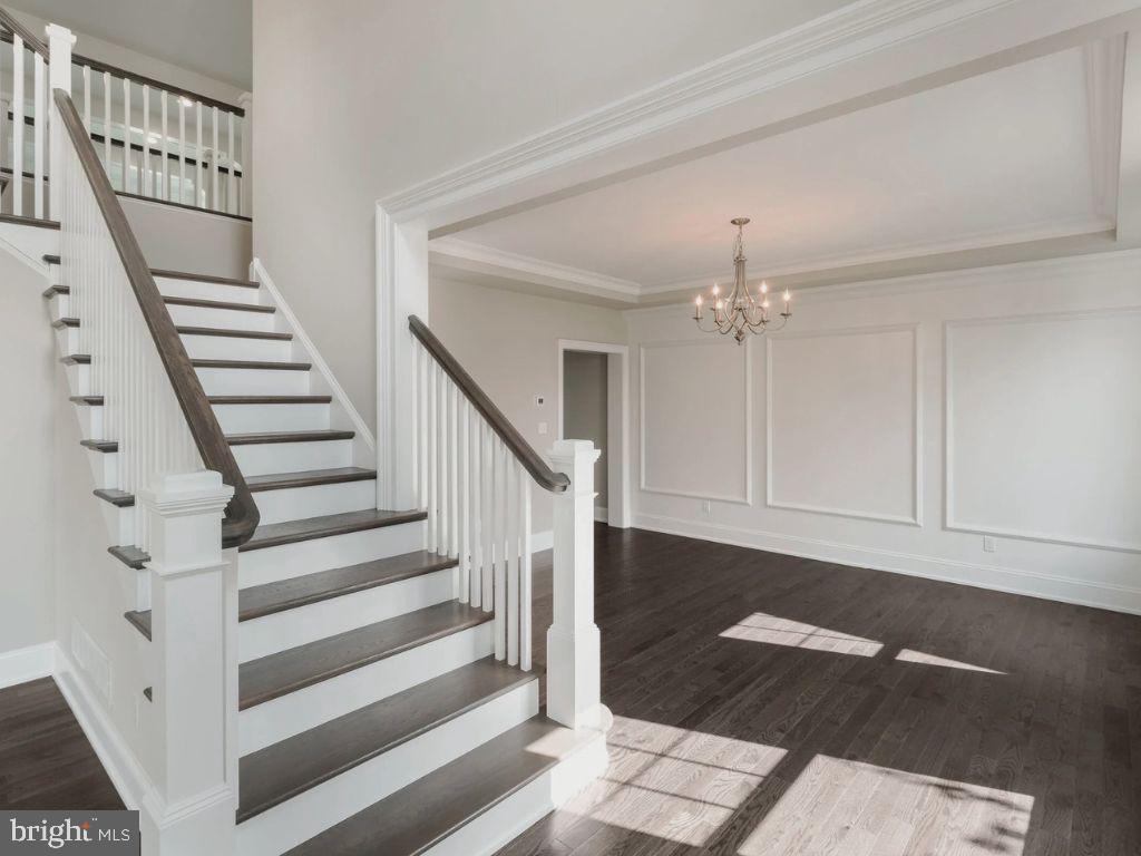 LANSDALE - Residential