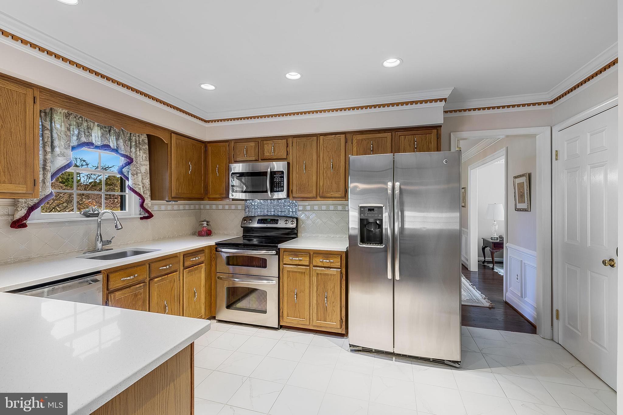 BLACK HILL ESTATES - Residential