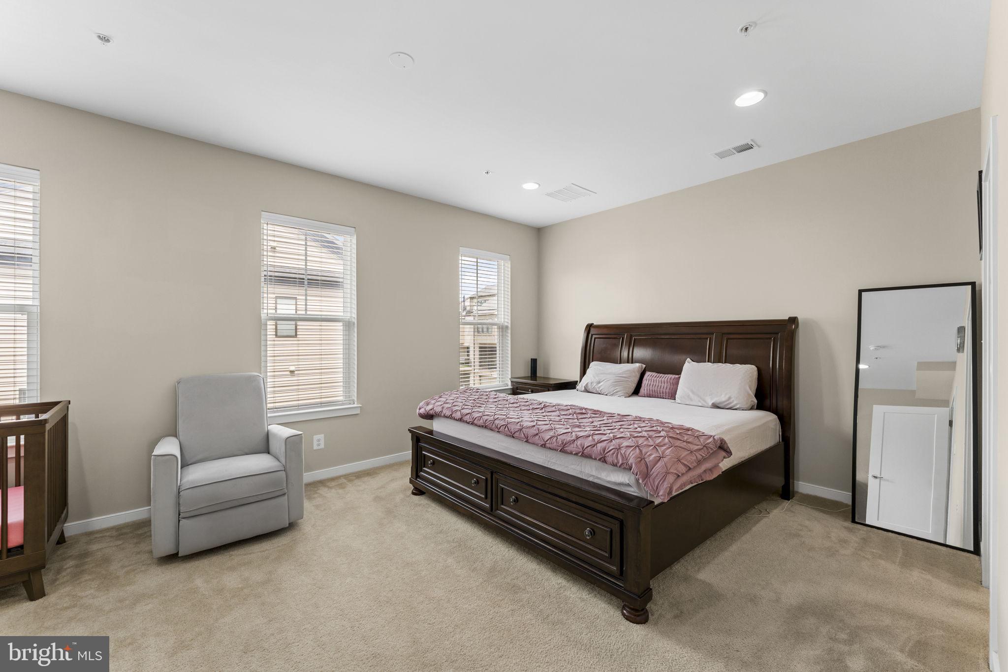 BRAMBLETON TOWN CENTER SOUTH - Residential