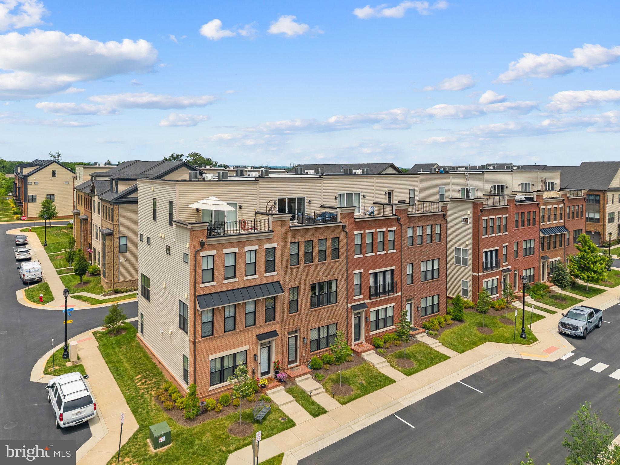BRAMBLETON TOWN CENTER SOUTH - Residential