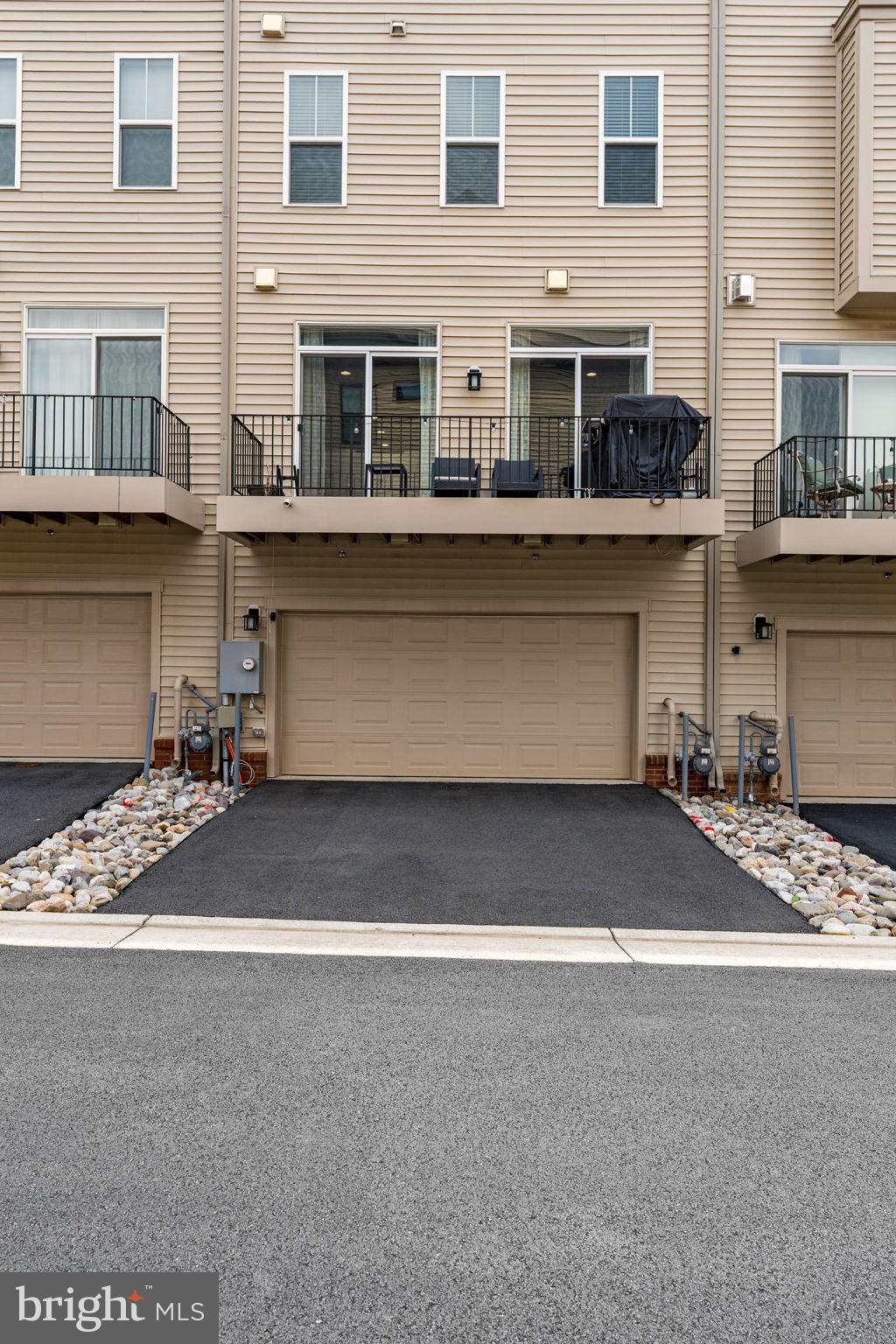 BRAMBLETON TOWN CENTER SOUTH - Residential