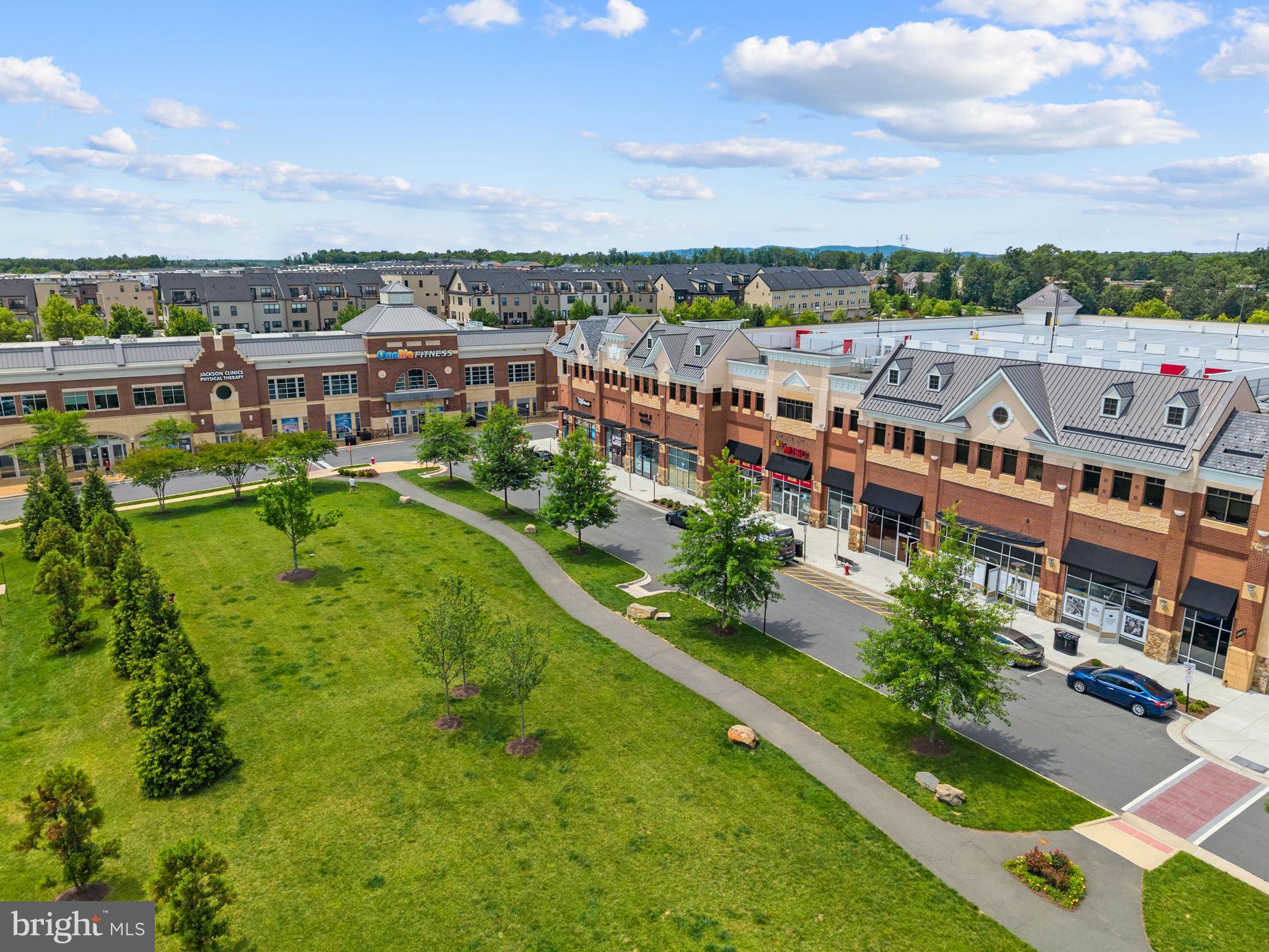 BRAMBLETON TOWN CENTER SOUTH - Residential
