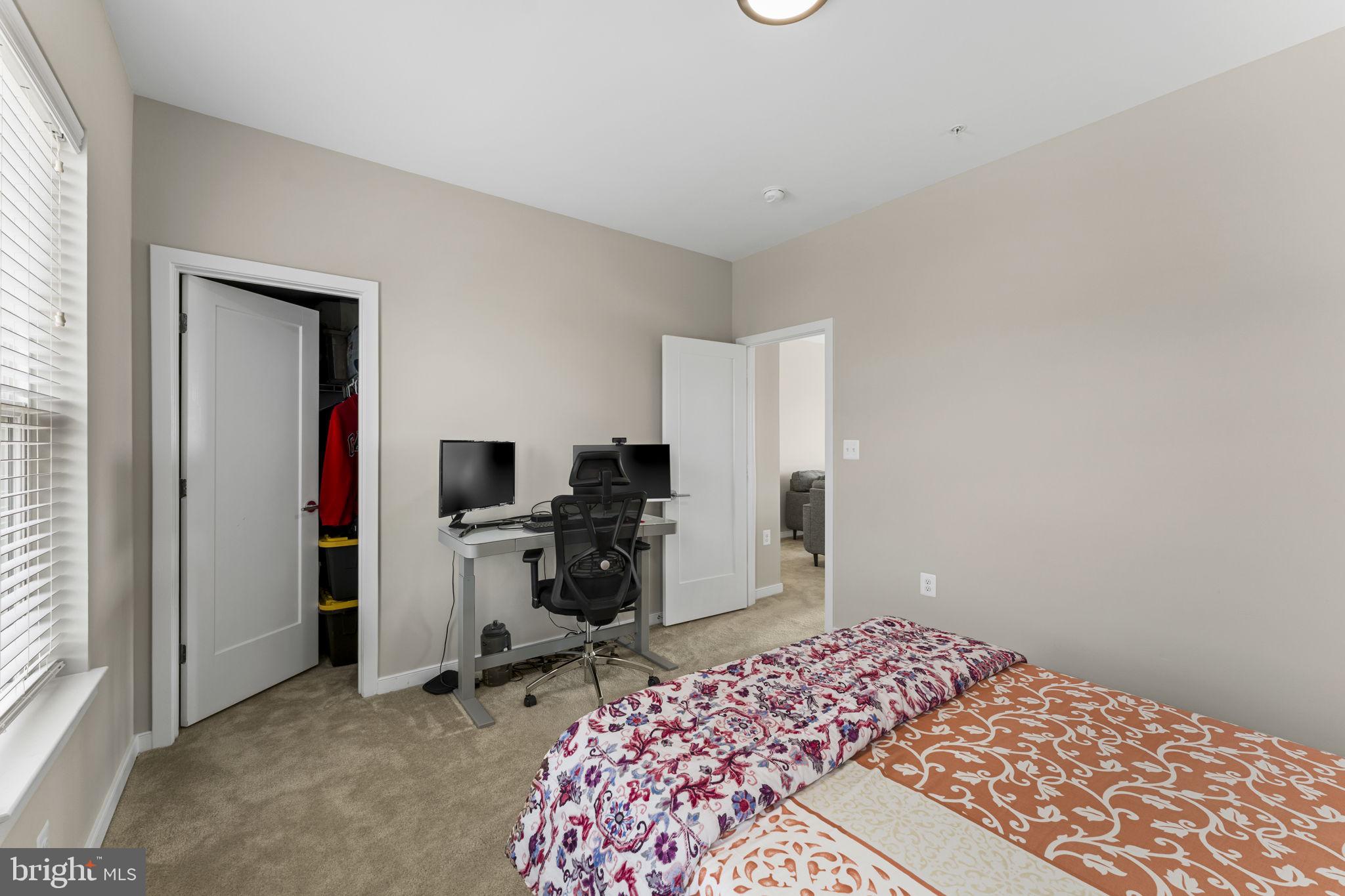 BRAMBLETON TOWN CENTER SOUTH - Residential